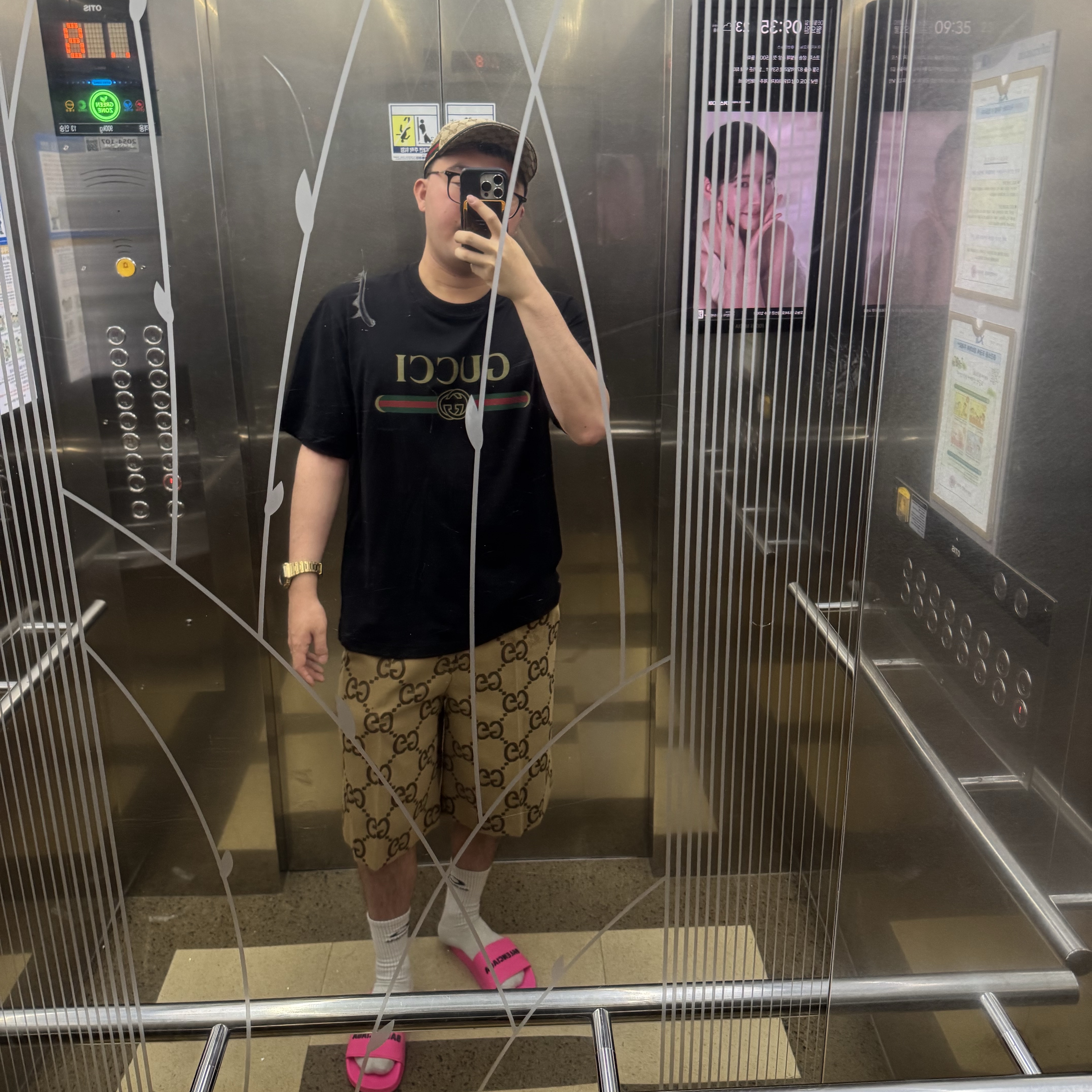 Gucci Original GG Baseball Hat with Web Beige Ebony, Gucci Jumbo GG Canvas Shorts Beige Ebony 착용 스타일