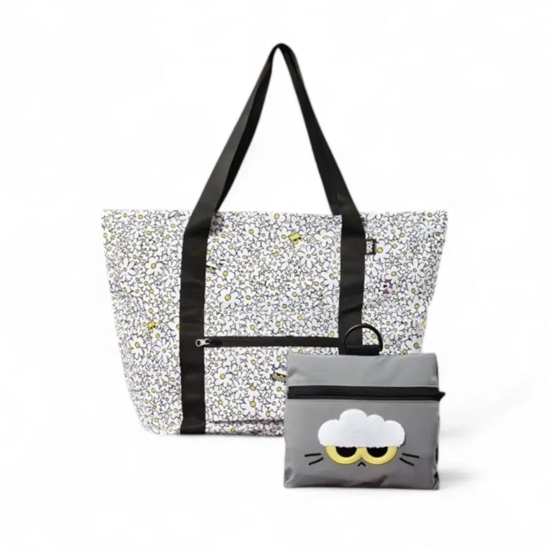 Zo&Friends Travel Folding Bag White 착용 스타일