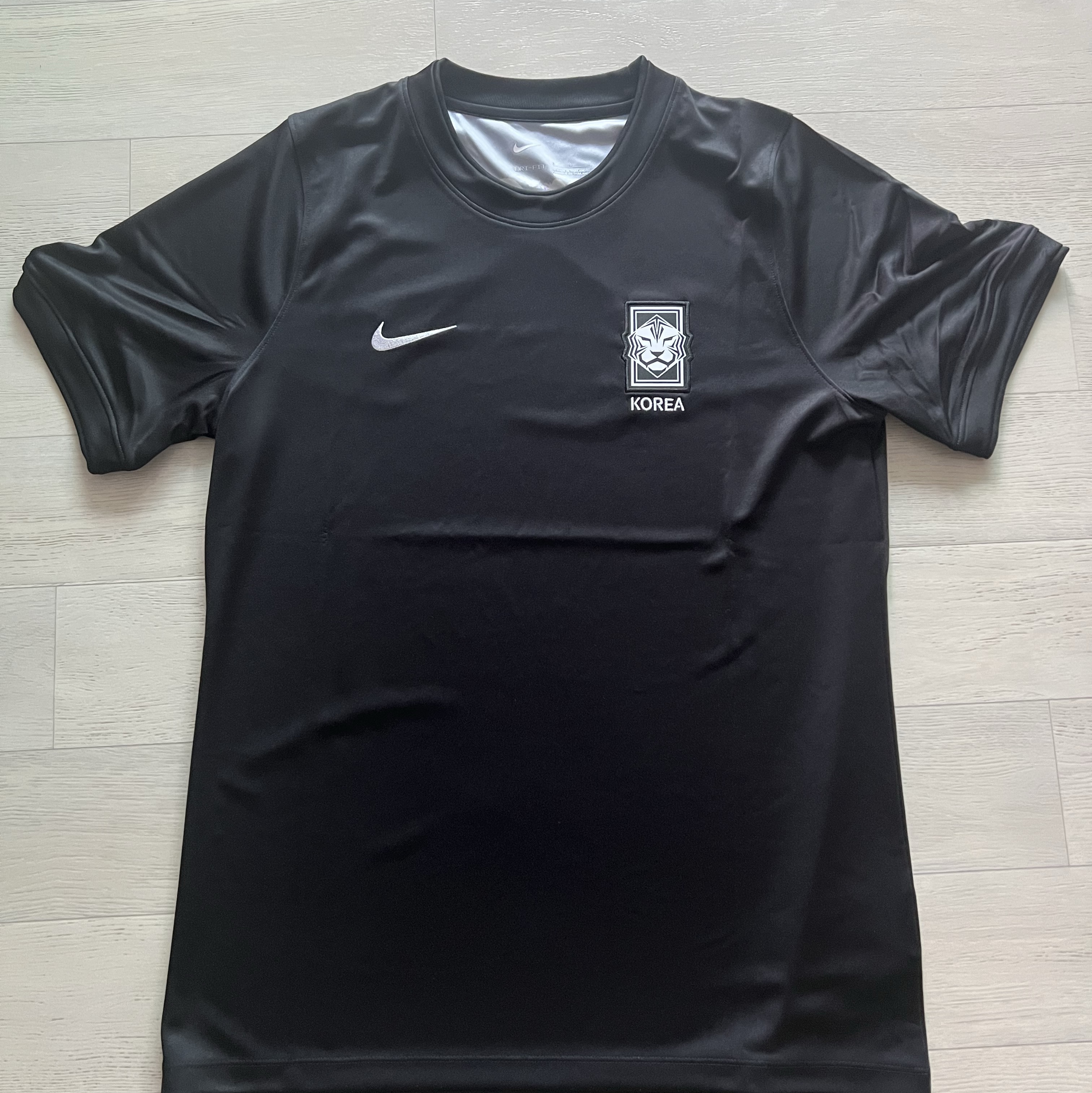 Nike x Peaceminusone Korea Academy Pro Short-Sleeve Football Top Black White (IH1682-010) 착용 스타일 - 2