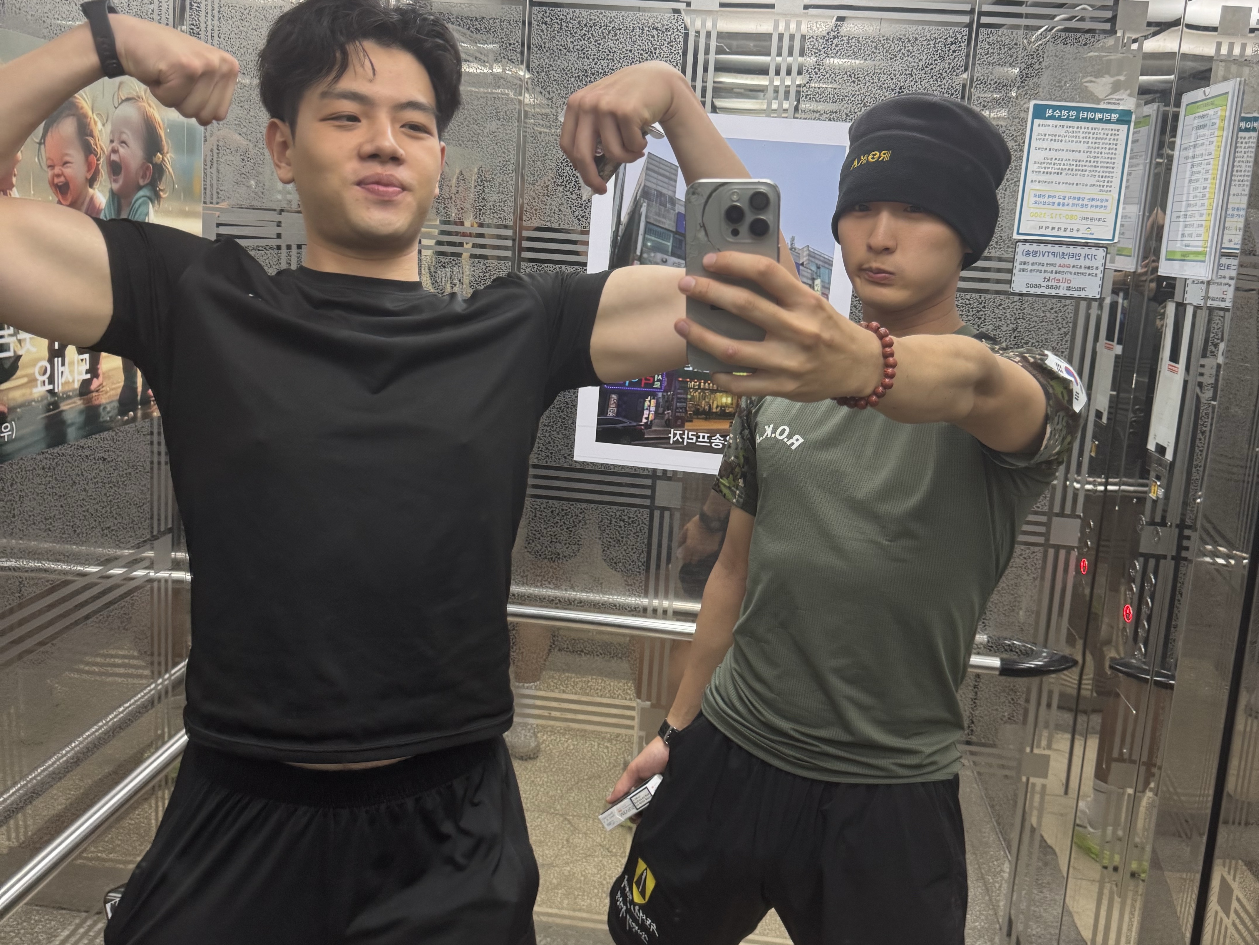 Xlim EP.8 01 Hoodie Light Gray, Post Archive Faction (Paf) 8.0 Hoodie Center Brown 착용 스타일 - 7