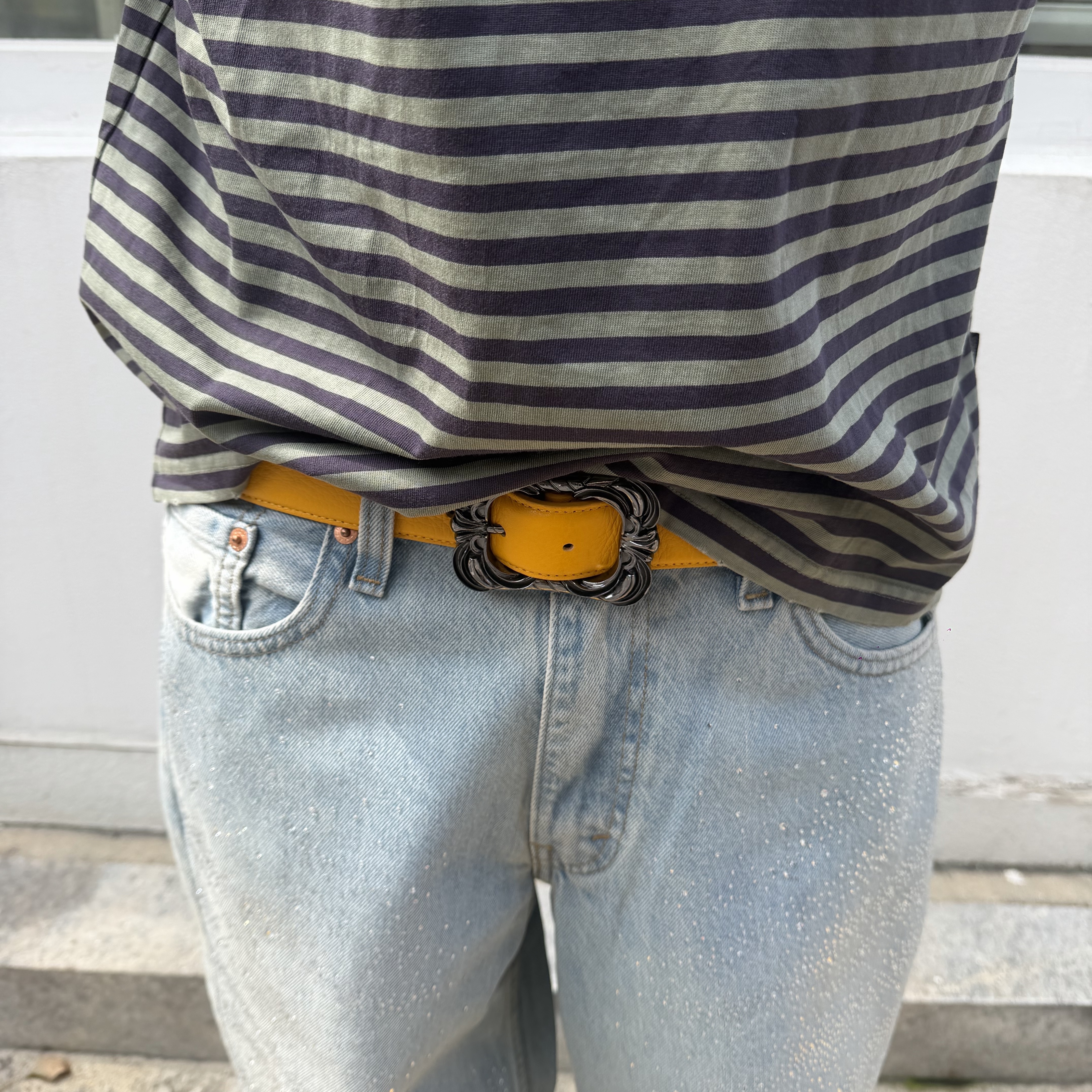 NOFAKESHIT Bust Down 578 30x32, Undermycar 25FW Double Floral Buckle Plain Leather Belt Yellow 착용 스타일 - 3