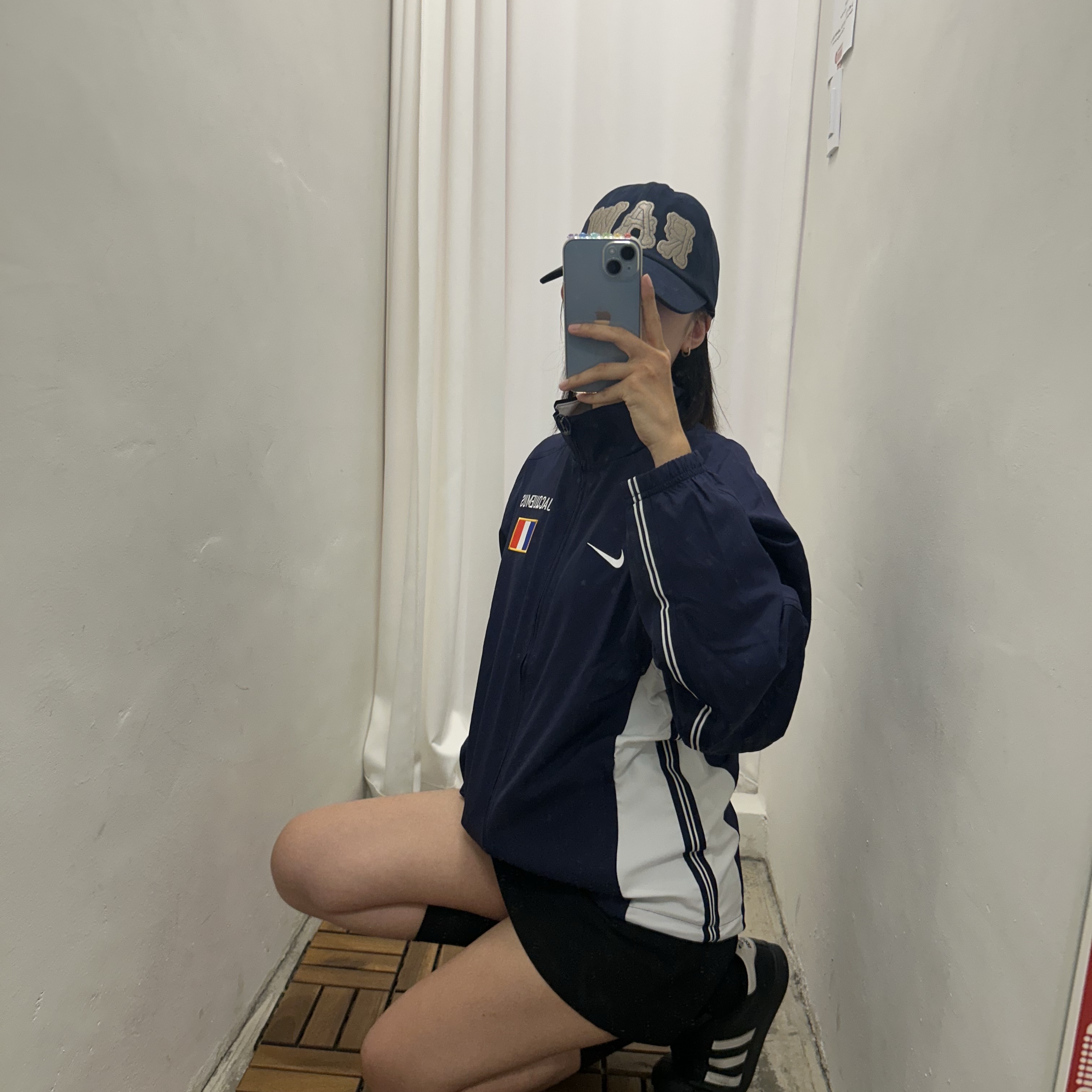Nike x Jacquemus France Reissue Track Jacket Blackened Blue White (IQ3857-498) 착용 스타일 - 2