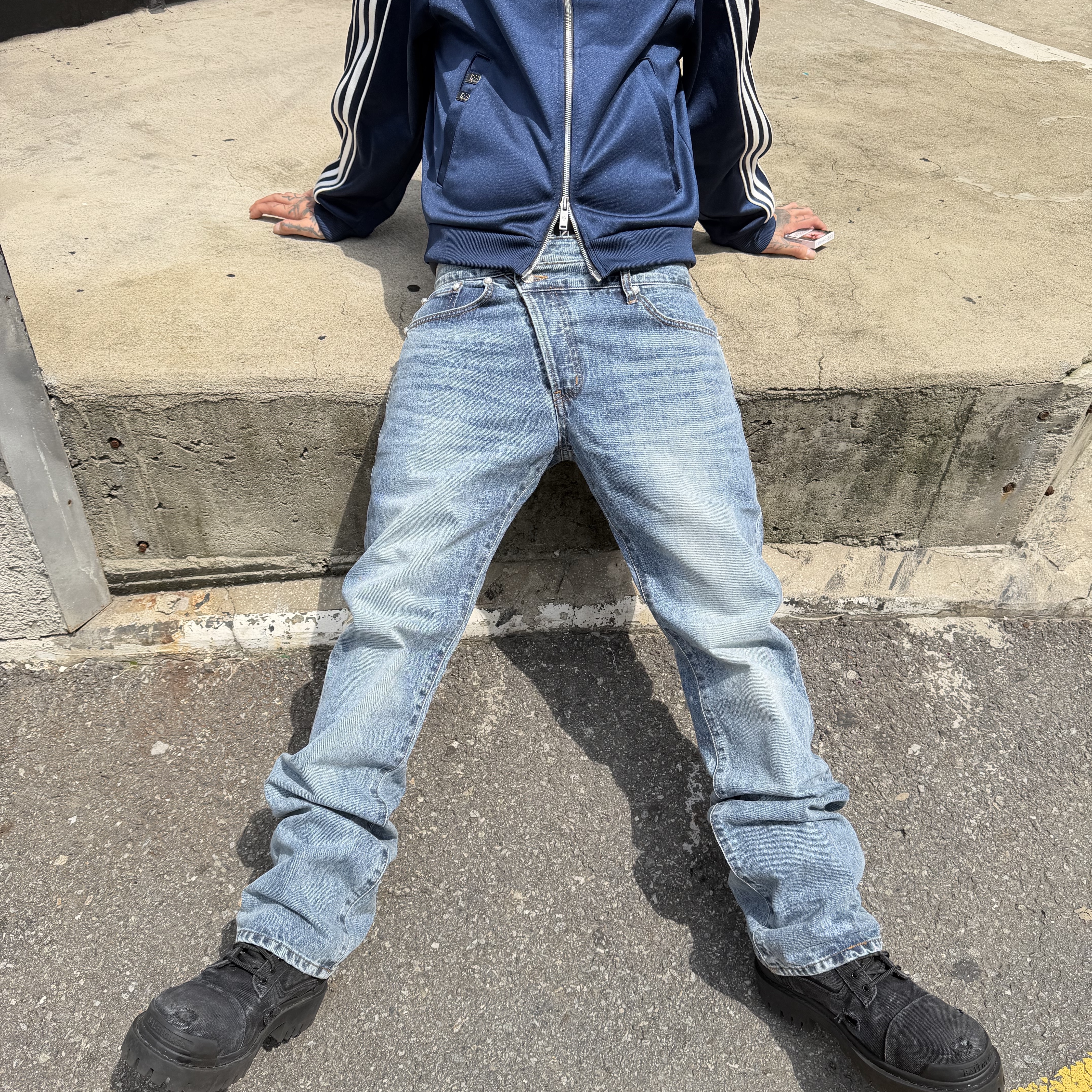 NOFAKESHIT Pure Denim, [트리플적립] PACOSPLY Falling Angel Sports Jacket Navy 착용 스타일 - 1