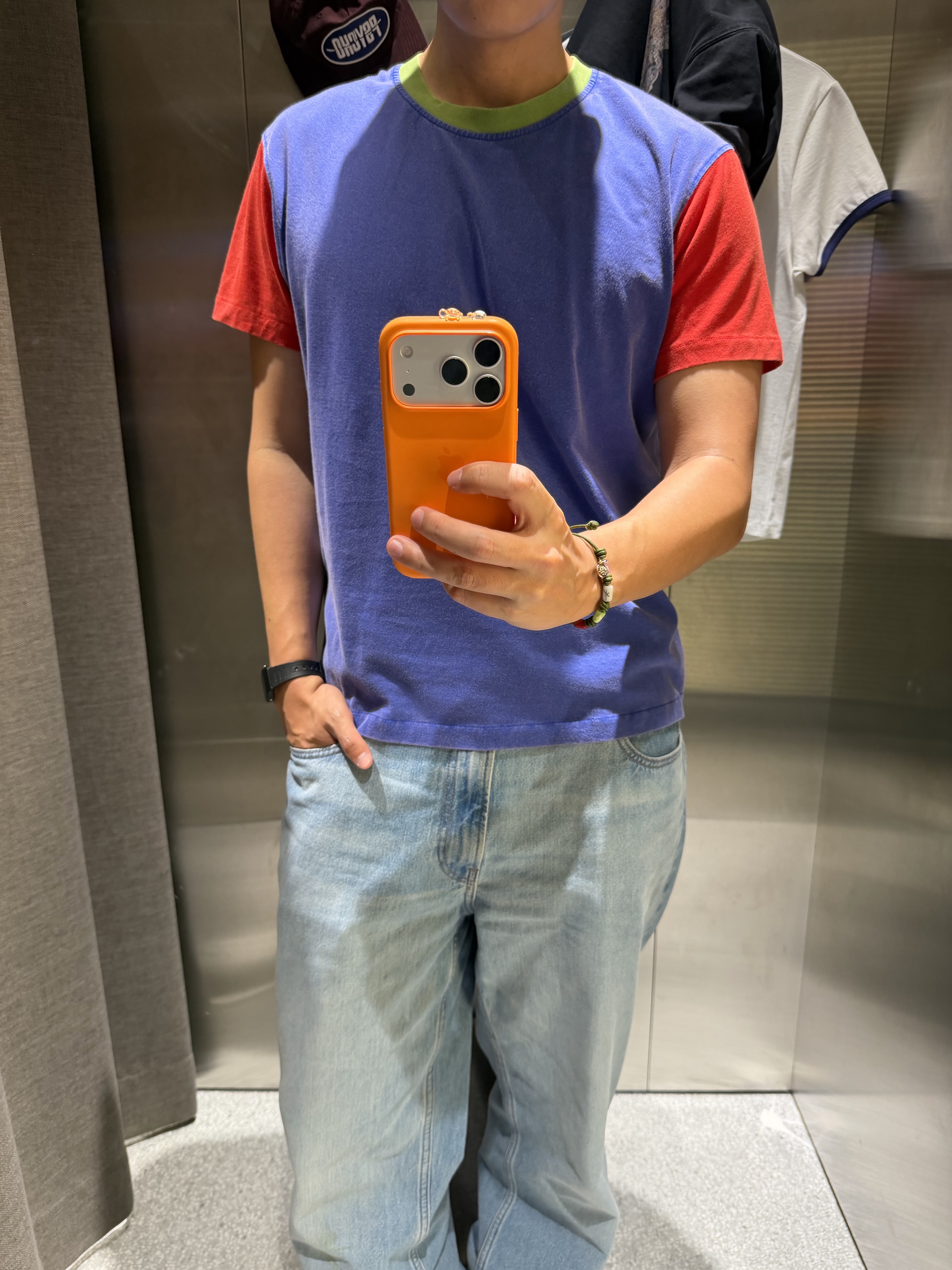 Zara x Bad Bunny Slim Cropped Fit Color Block T-Shirt Blue 착용 스타일