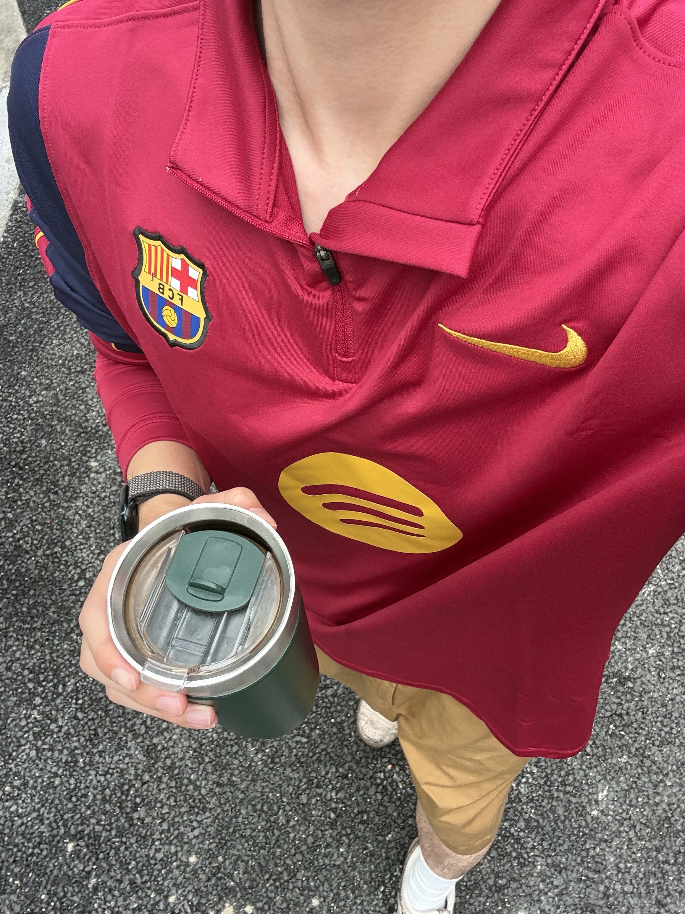 Nike FC Barcelona Dri-Fit Strike Drill Top Noble Red Mineral Yellow (II3253-621) (Non Marking Ver.) 착용 스타일 - 1