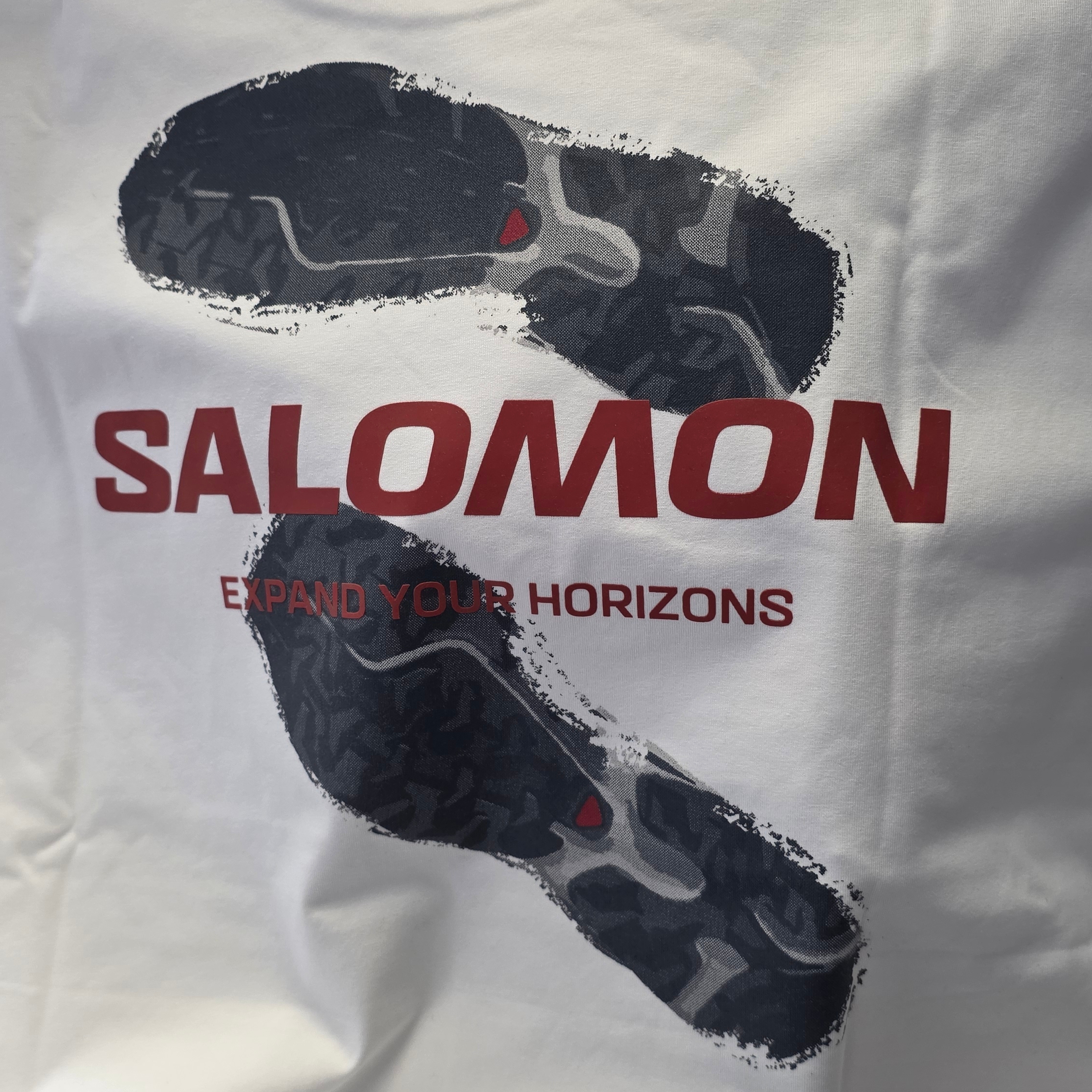 Salomon Mudstride Short SleeveTee White 착용 스타일