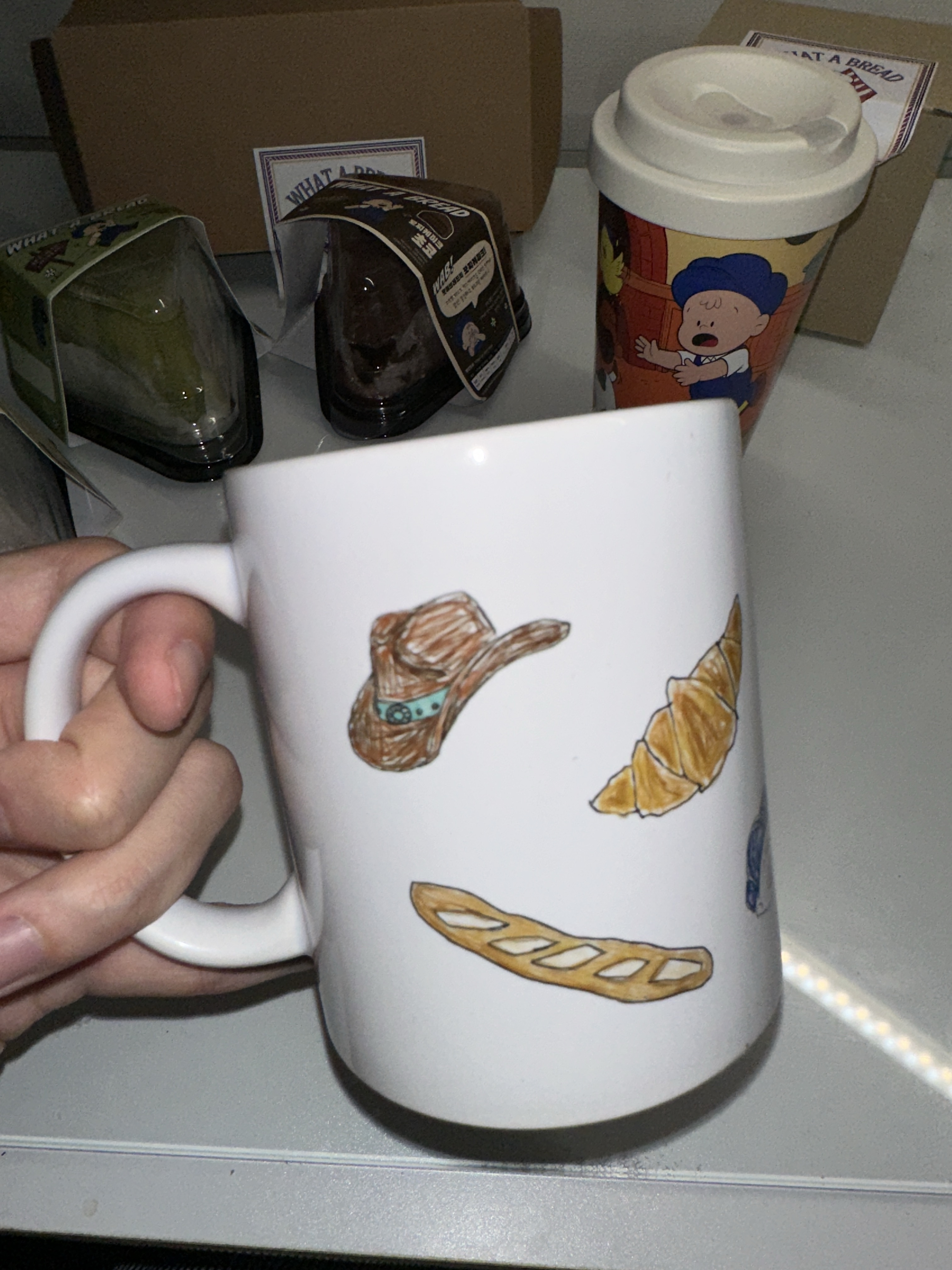 [KREAM 단독] What A Bread Daily Moments Tumbler 420ml, [KREAM 단독] What A Bread Mug White 350ml 착용 스타일 - 4