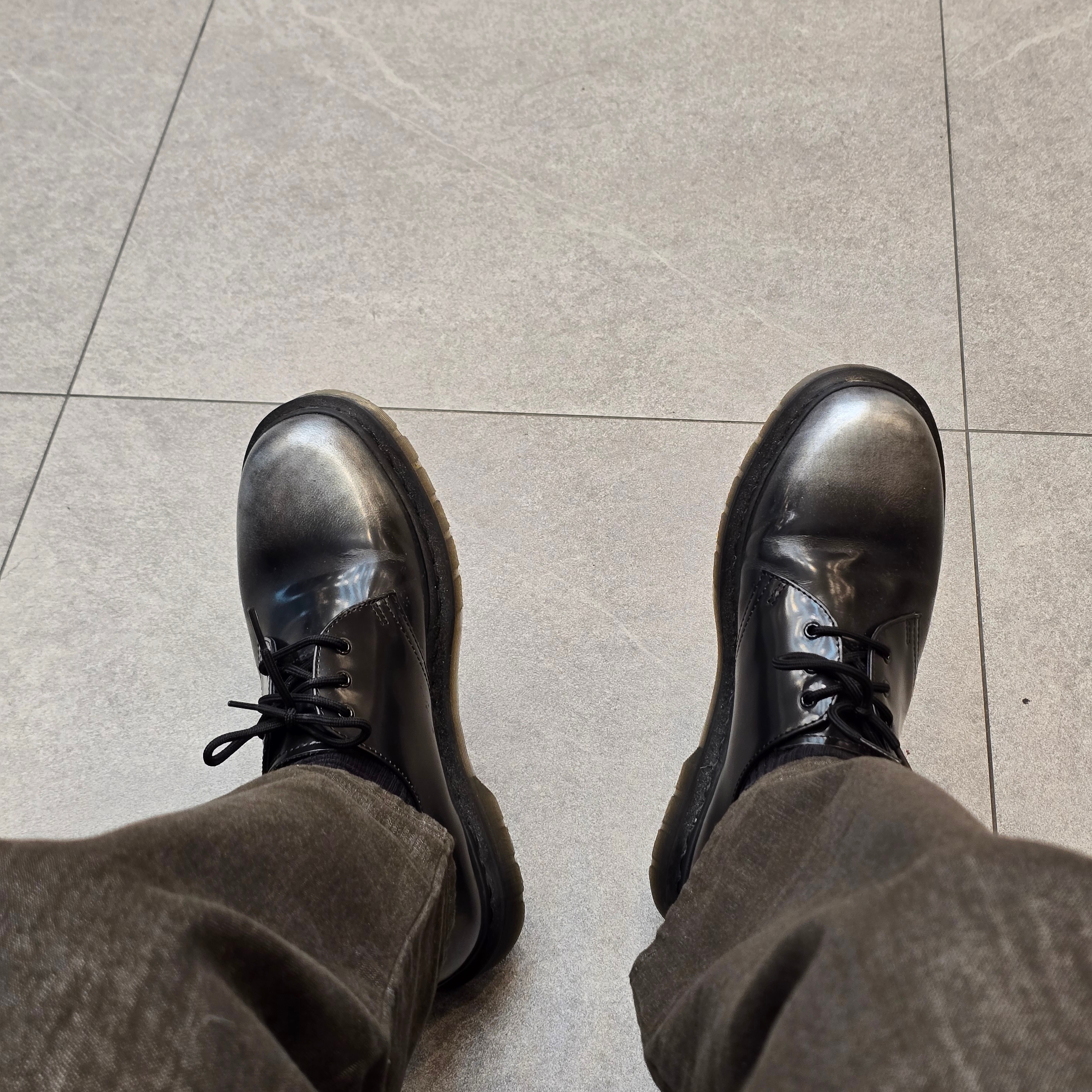 Dr. Martens 1461 Silver Arcadia Multi 착용 스타일
