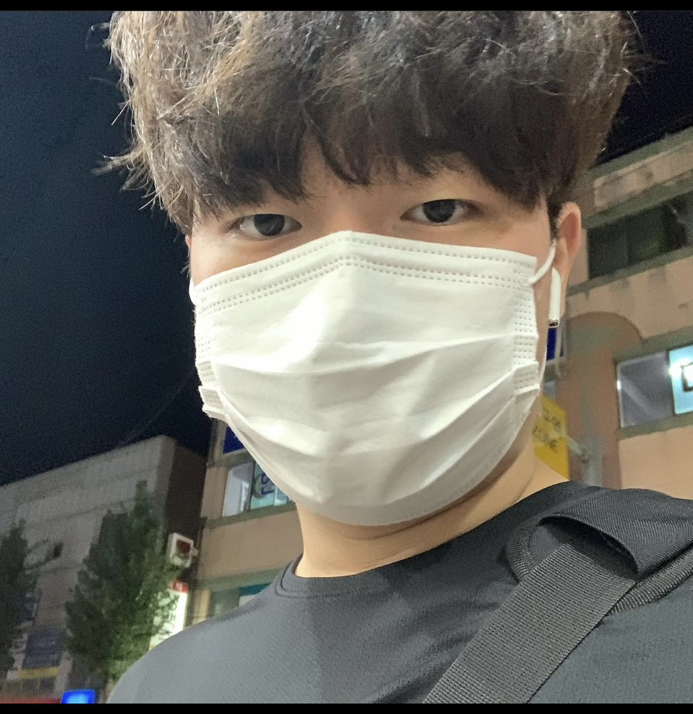 KREAM 프로필 이미지