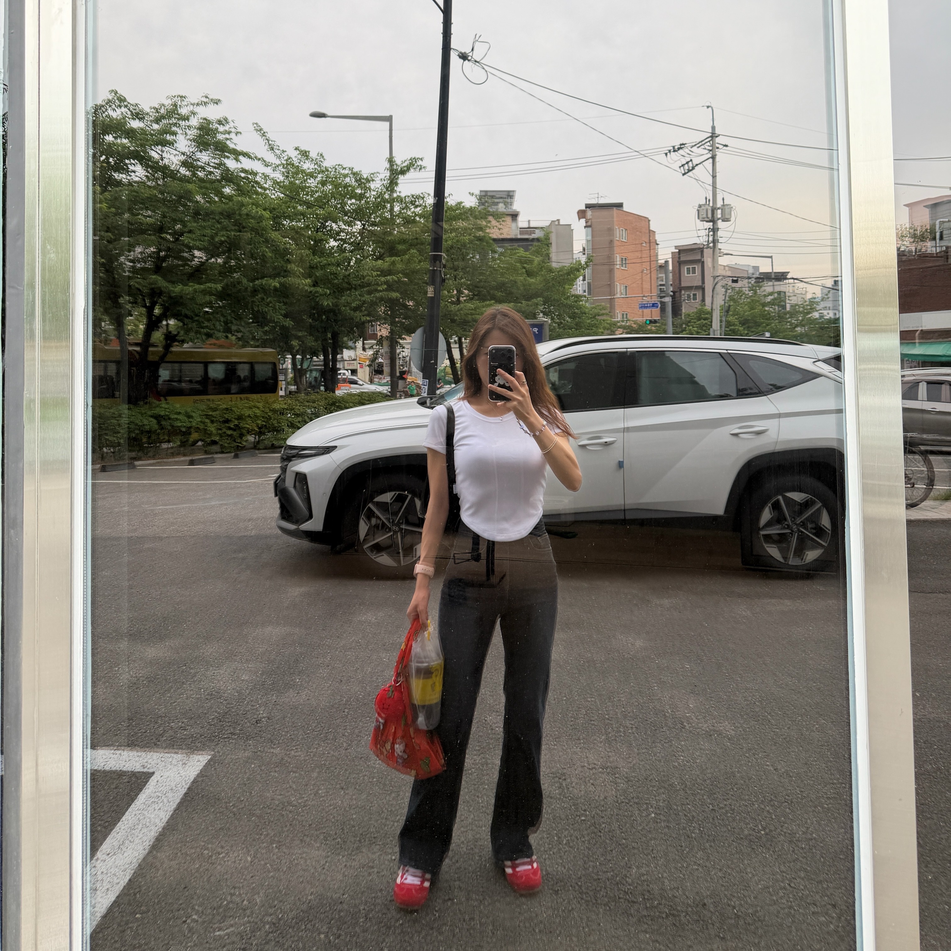 Vans Super Low Pro Red 착용 스타일 - 2