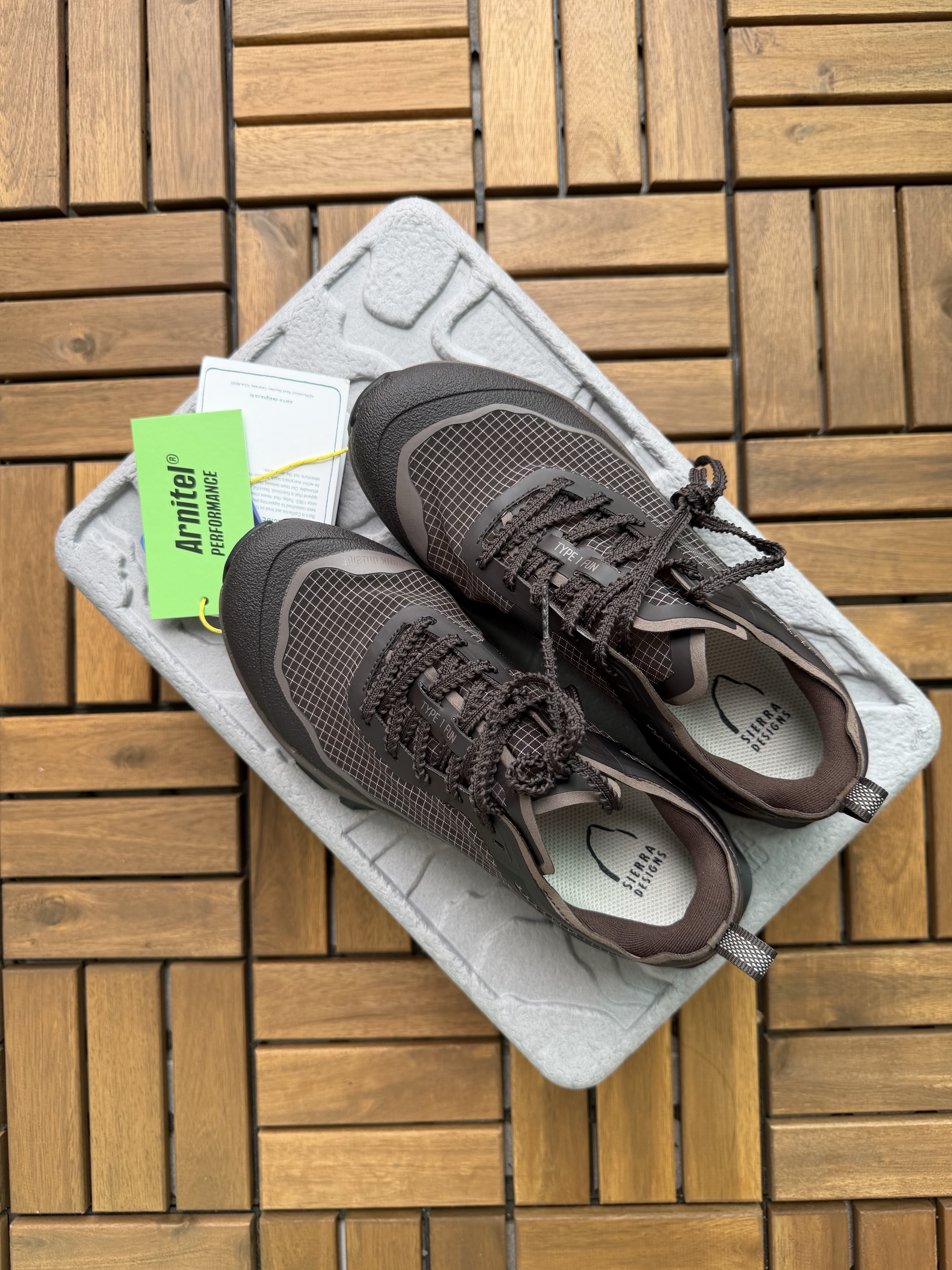 [예약판매 7/31 순차출고] SIERRA DESIGNS MUIRHIKE-10 Brown 착용 스타일 - 3