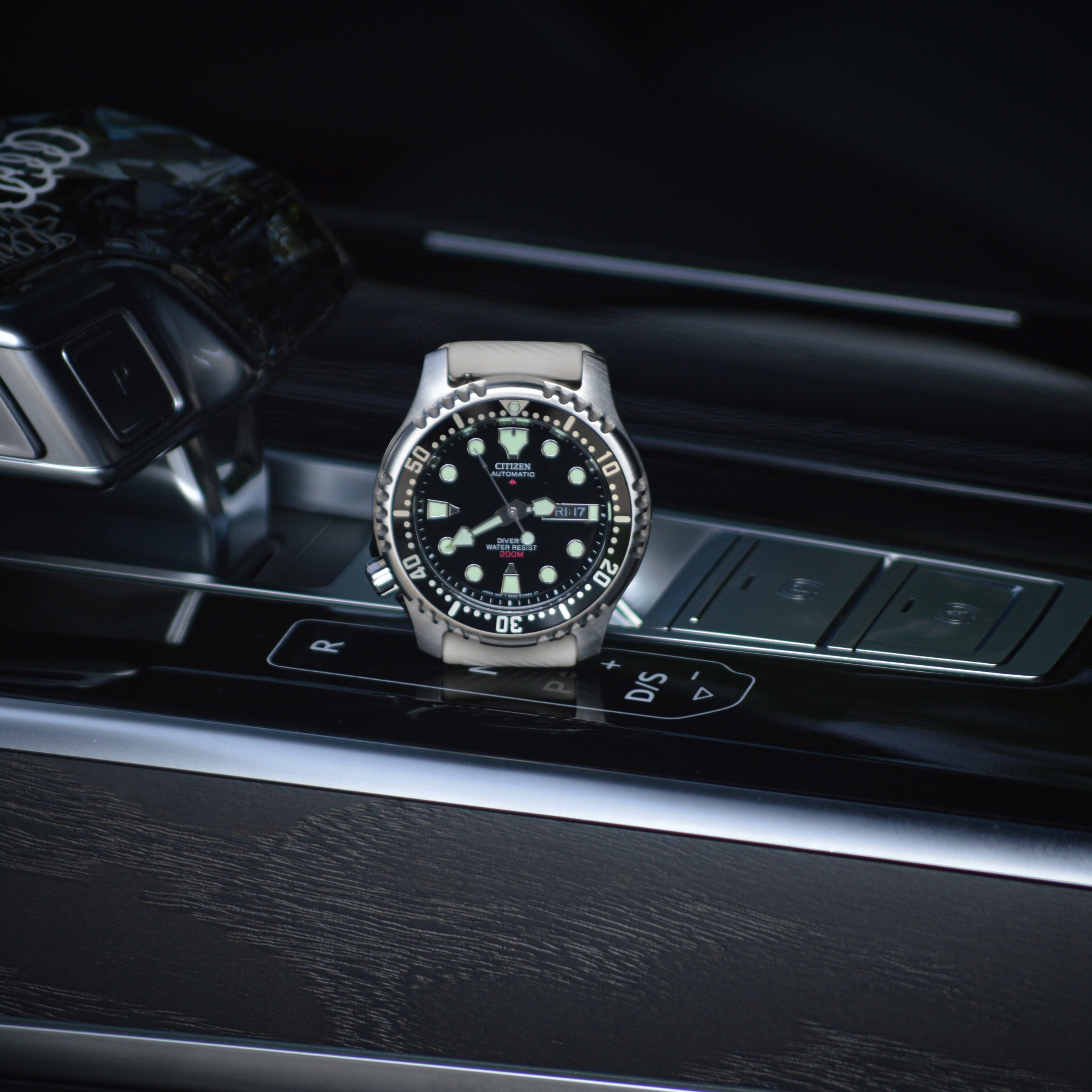 Citizen Promaster Diver Automatic 200M 42mm Stainless Steel Black 착용 스타일 - 3