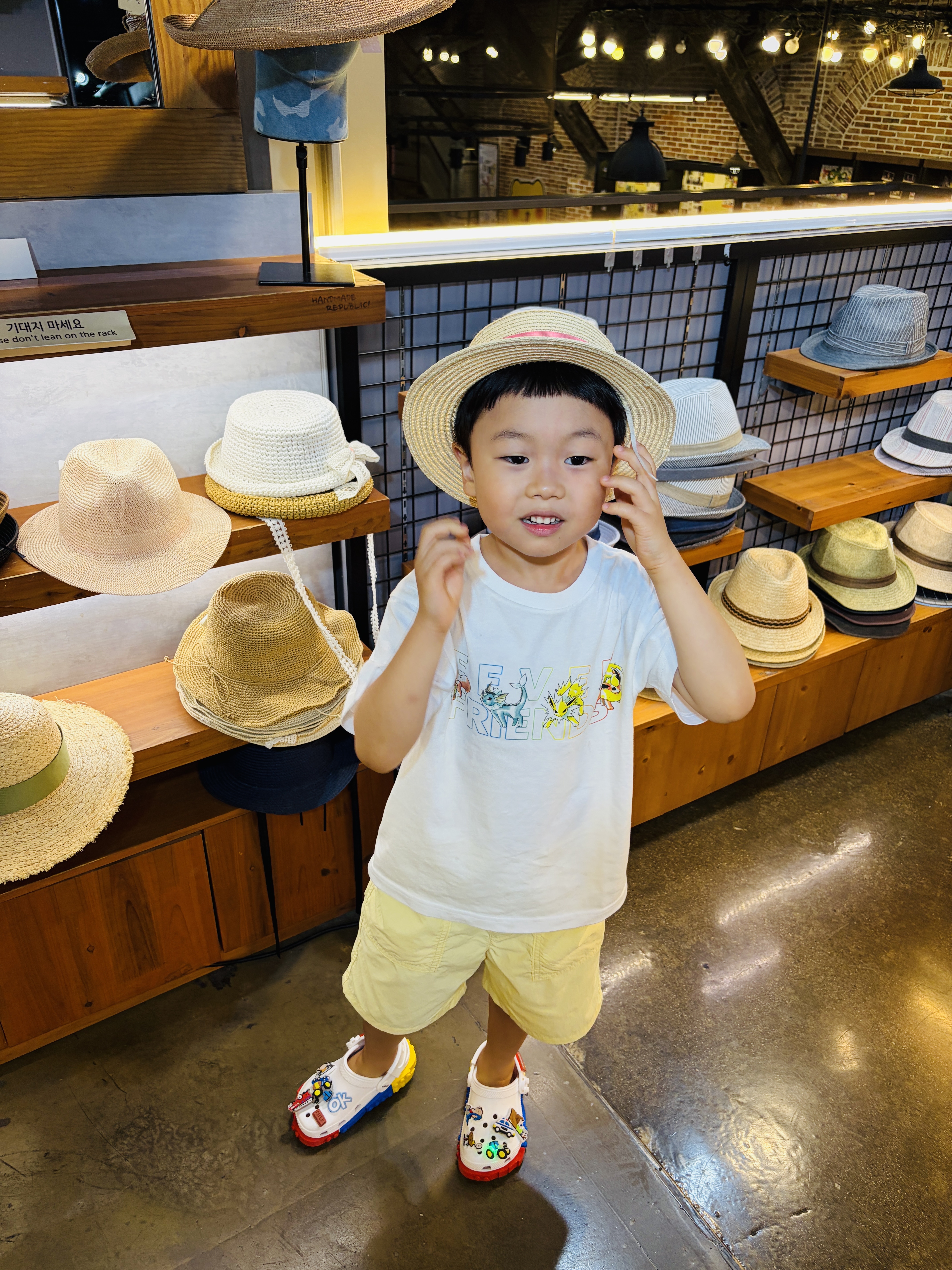 Emis New Logo Ball Cap Orange, (Kids) Crocs x Lego Creativity Clog White 착용 스타일 - 2