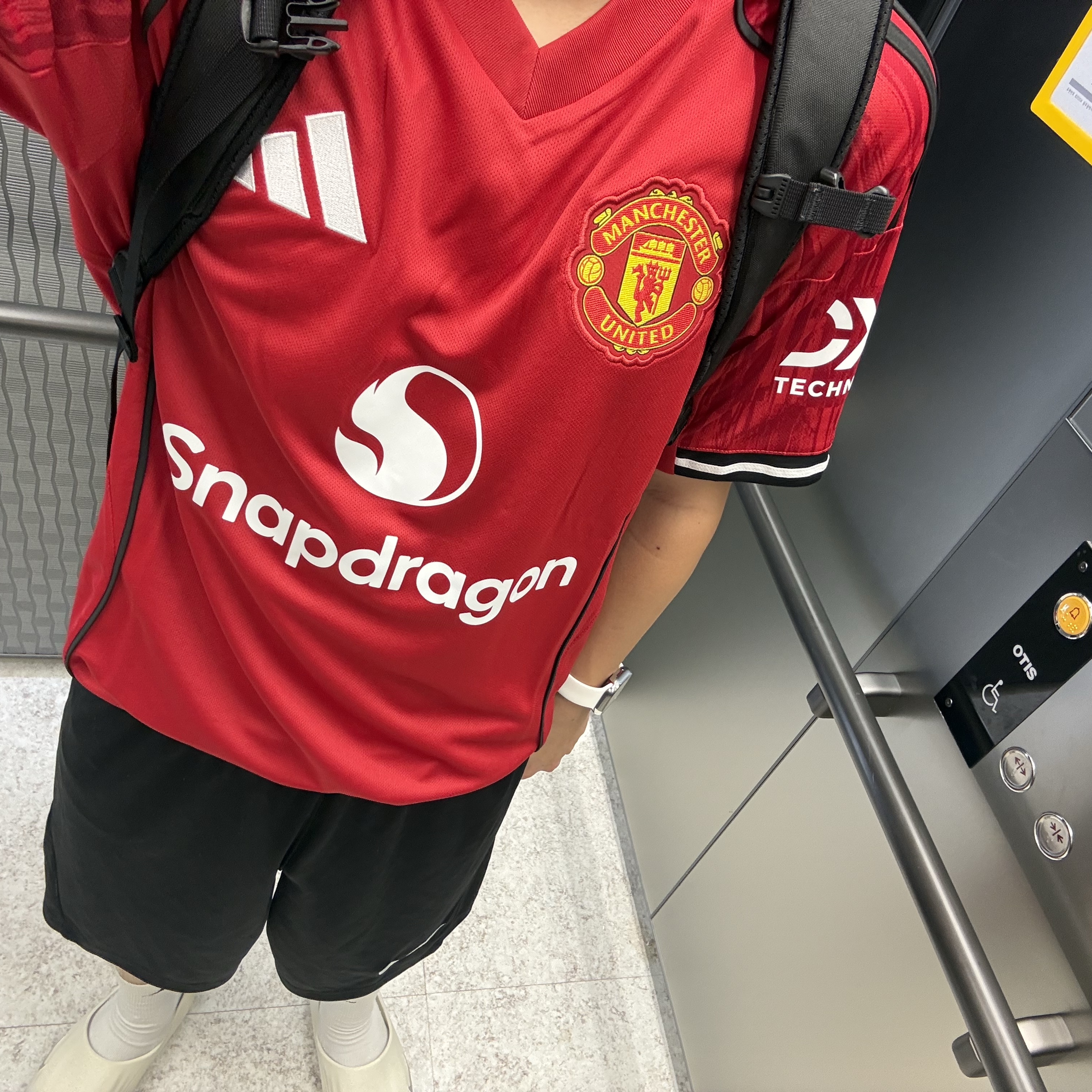 Adidas Manchester United 2025/26 Home Jersey Mufc Red - KR Sizing (Non Marking Ver.), Nike Dri-Fit Park 3 Shorts Black 착용 스타일 - 2