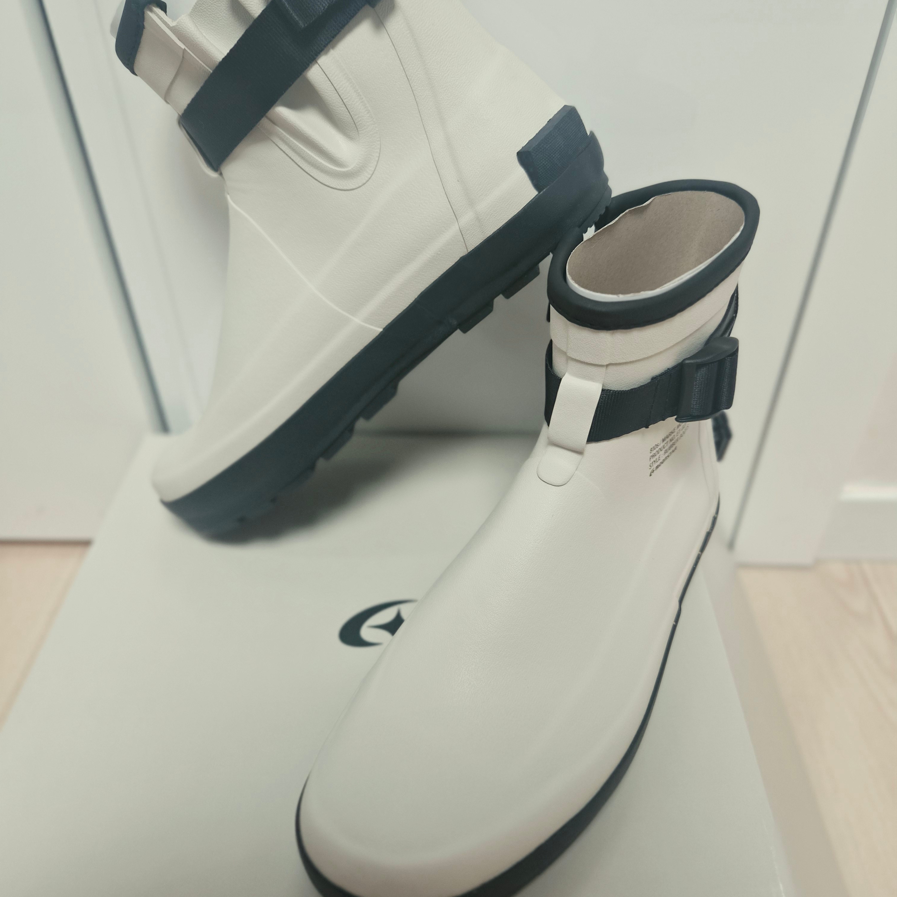 Moonstar 810s ET027 Marke Modi White 착용 스타일
