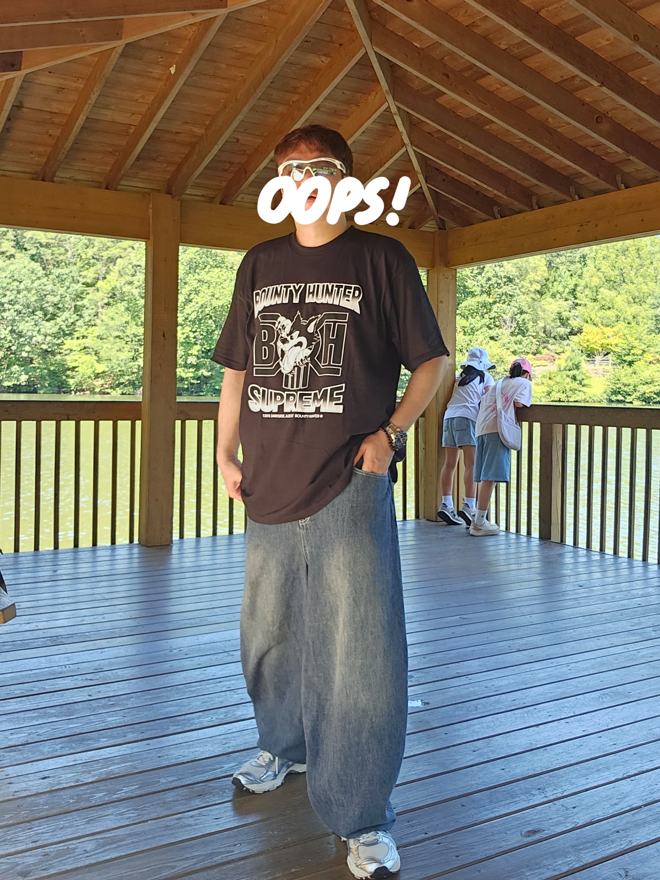 Supreme x Bounty Hunter Wolf T-Shirt Black - 23FW, Asics Gel-Kayano 14 Cream Ironclad 착용 스타일 - 1
