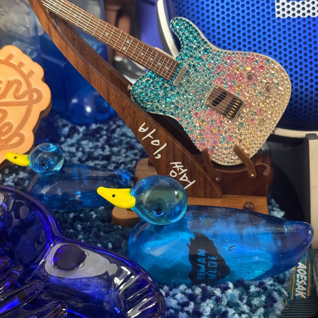 Human Made Ningensei Kamo Pair Glass Blue 착용 스타일