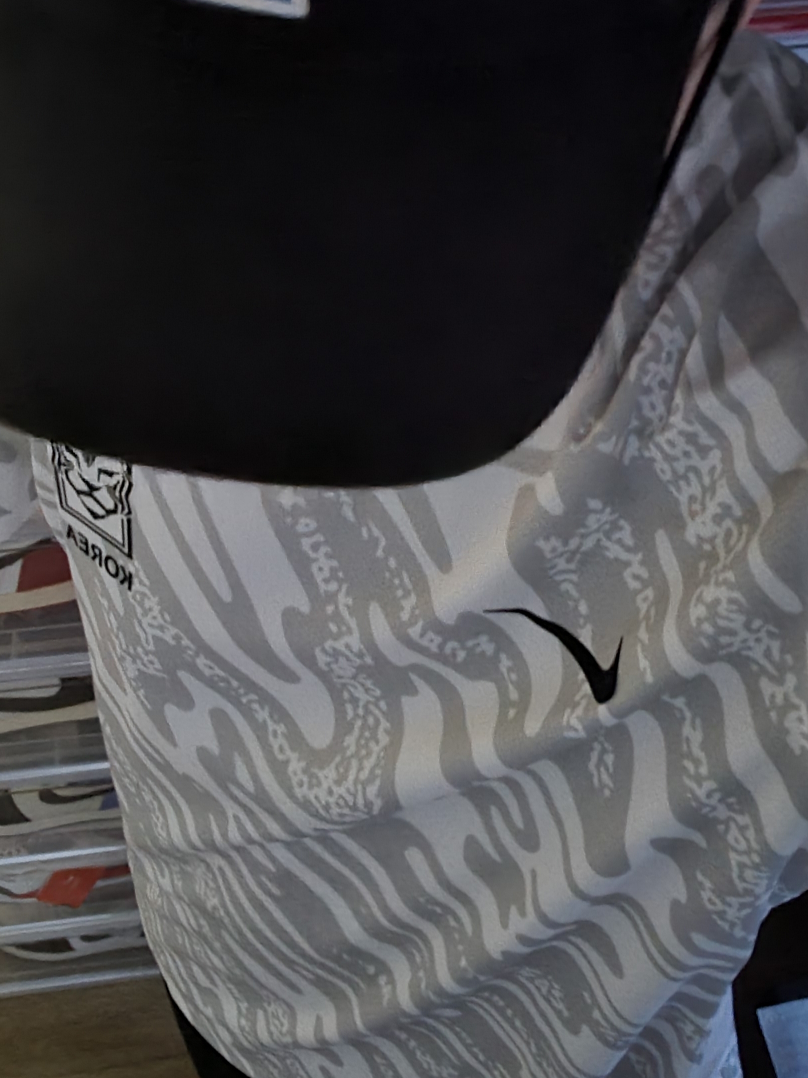 Nike Korea Dri-Fit Authentic Goalkeeper Jersey White Grey (FJ1240-100) (Non Marking Ver.) 착용 스타일 - 2
