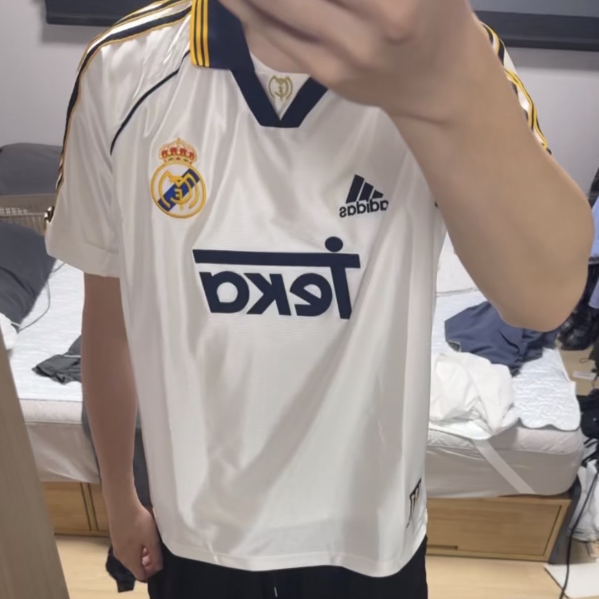 Adidas Real Madrid 99/00 Home Jersey White - KR Sizing (Non Marking Ver.) 착용 스타일 - 2