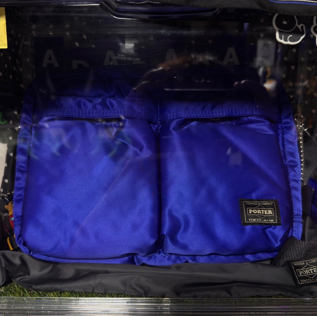 Porter Topaz Sling Bag W Zip L Royal Blue 착용 스타일 - 5