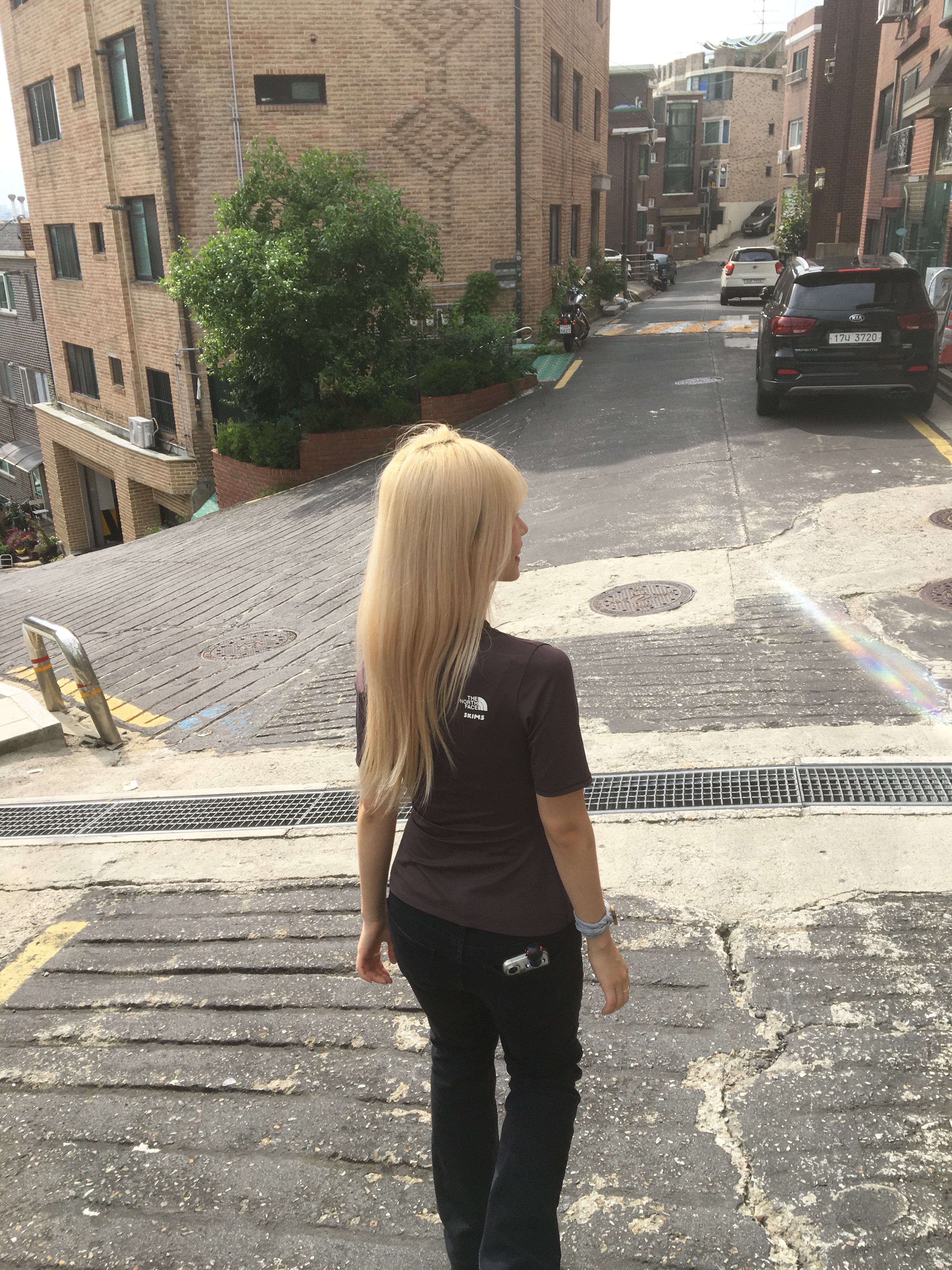 (W) The North Face x Skims Refina Top SK Phoenix 착용 스타일