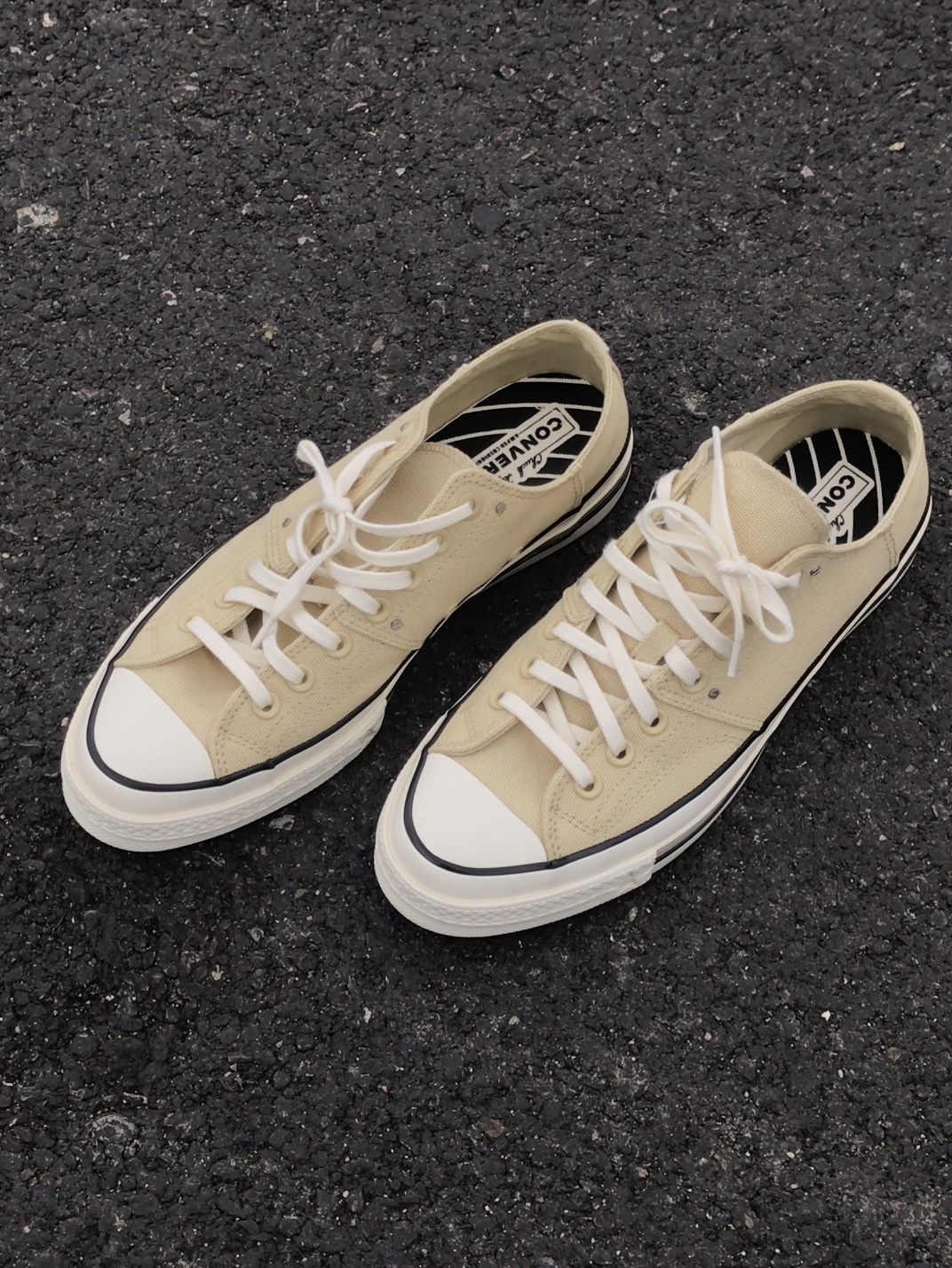 Converse Chuck 70 X Blonde Espresso 착용 스타일 - 3
