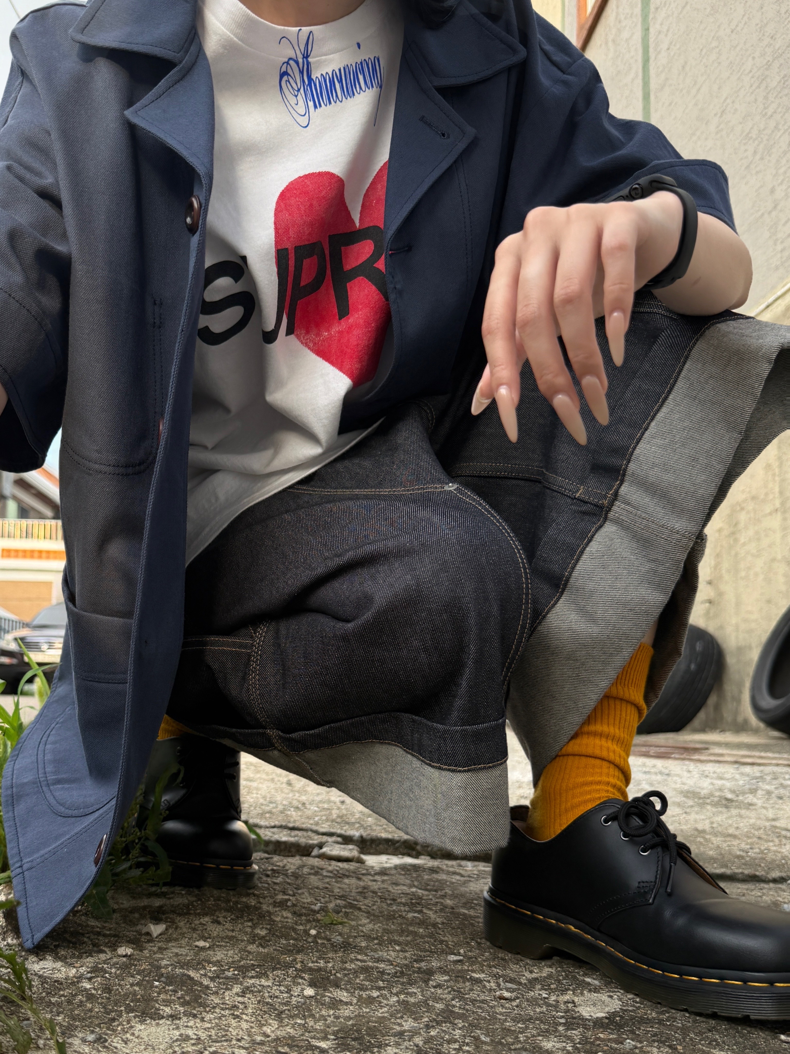 Supreme Announcing T-Shirt White - 25SS 착용 스타일 - 3
