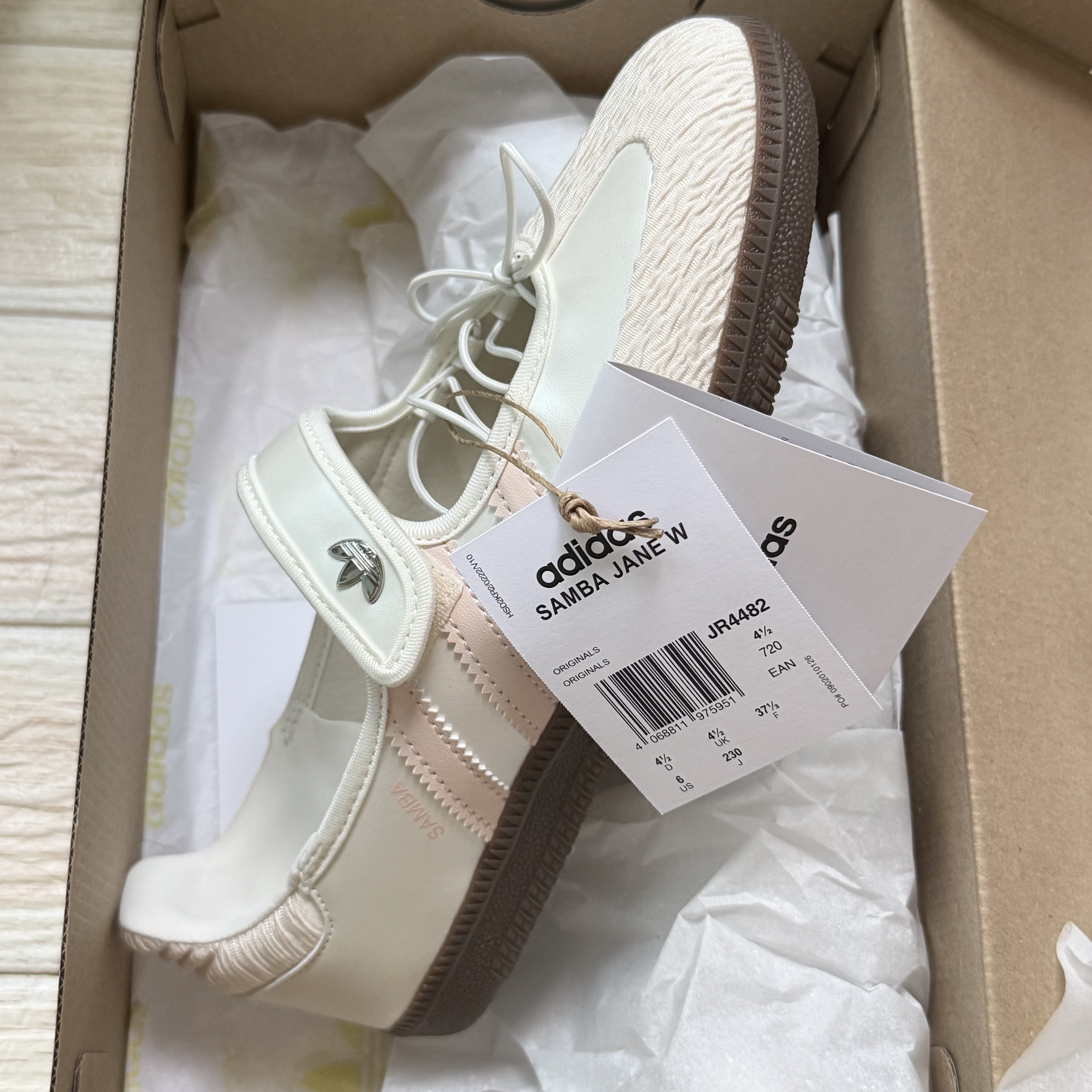 (W) Adidas Originals Samba Jane Core White Chalk White 착용 스타일 - 1