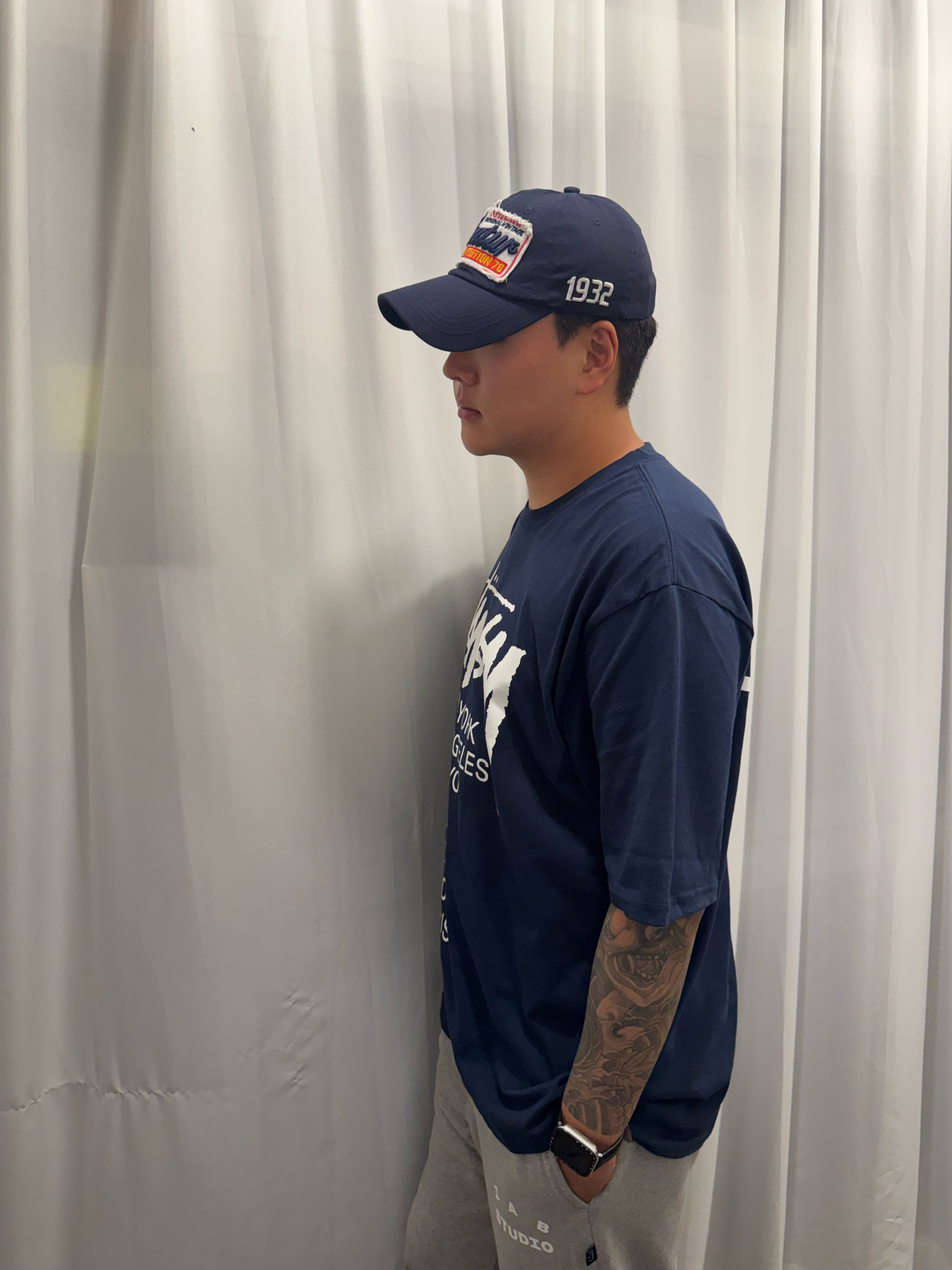 Stussy World Tour T-Shirt Navy 2024,2025, Asics Gel-Venture 6 SPS Glacier Grey 착용 스타일 - 5