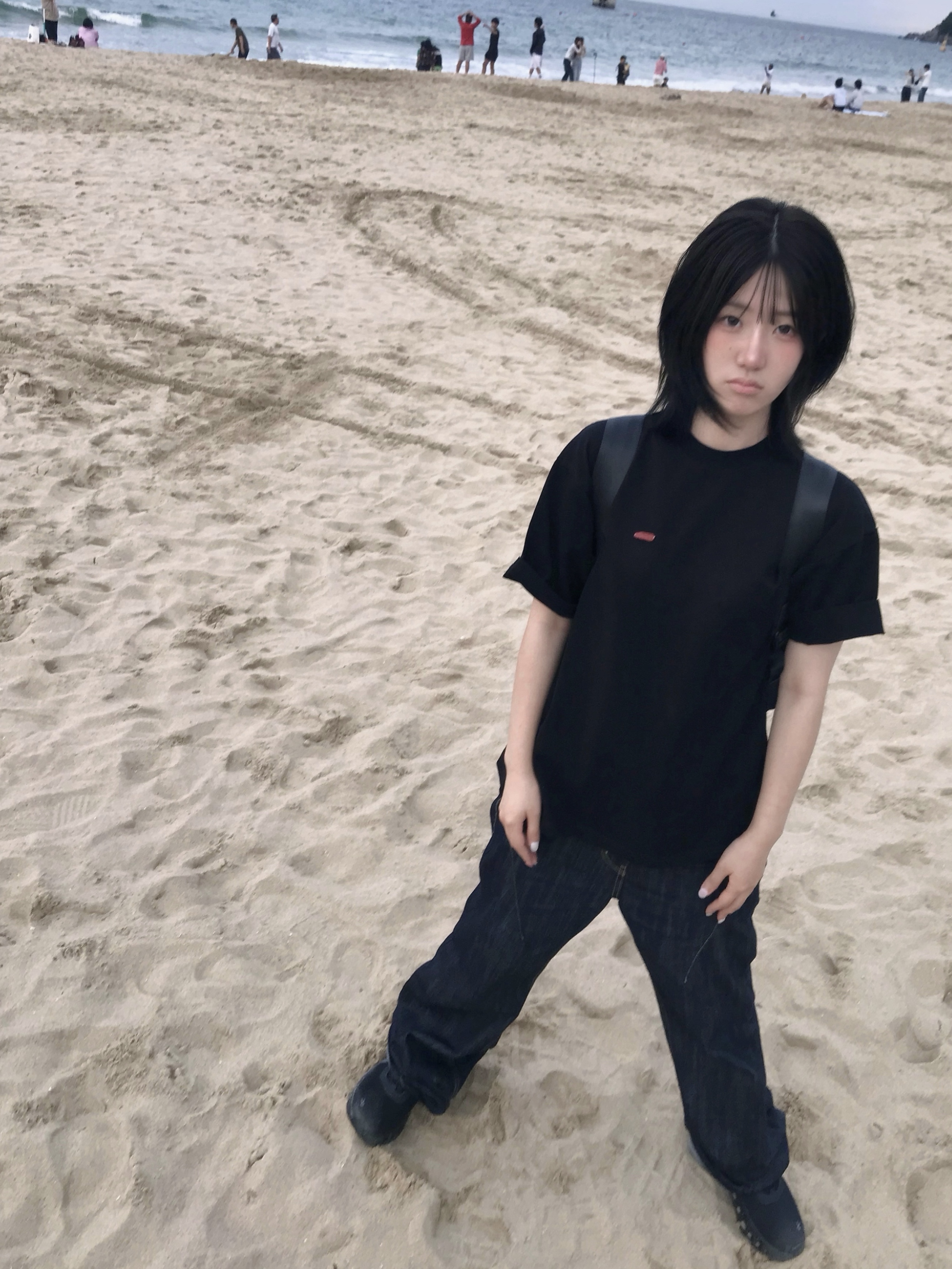 AKRYL Jersey Tee Super Black - 26FW 착용 스타일