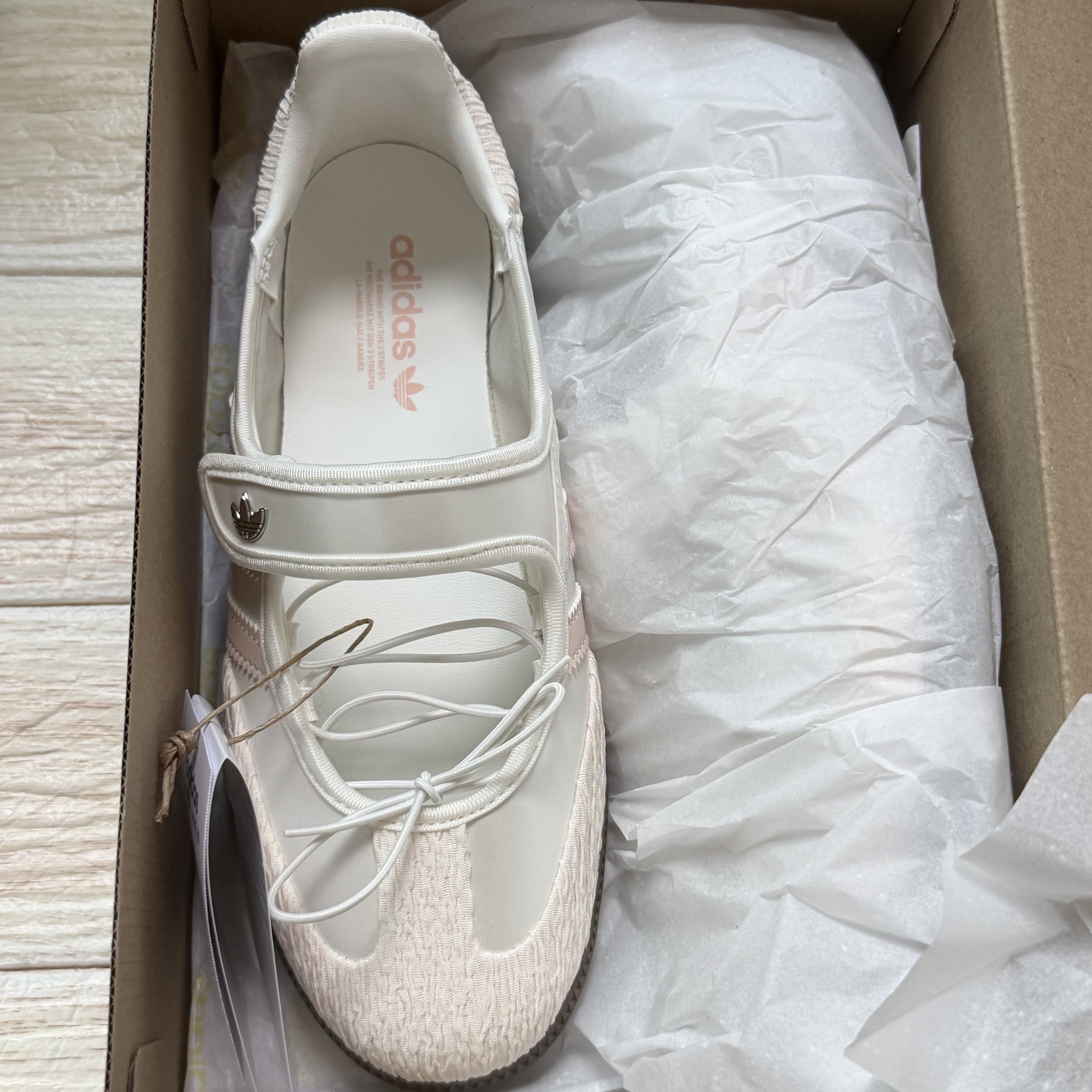 (W) Adidas Originals Samba Jane Core White Chalk White 착용 스타일 - 3