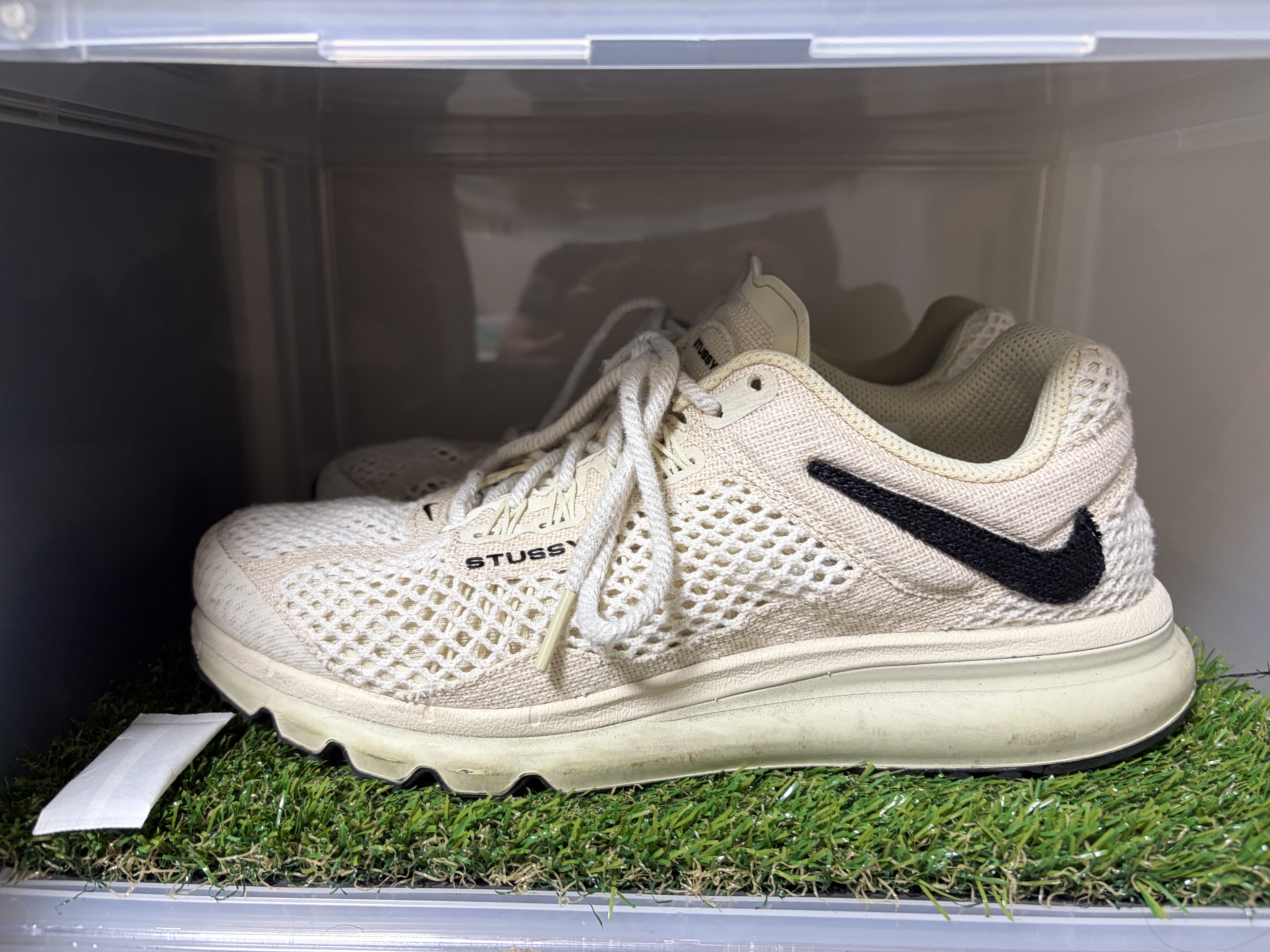 Nike x Stussy Air Max 2013 Fossil 착용 스타일
