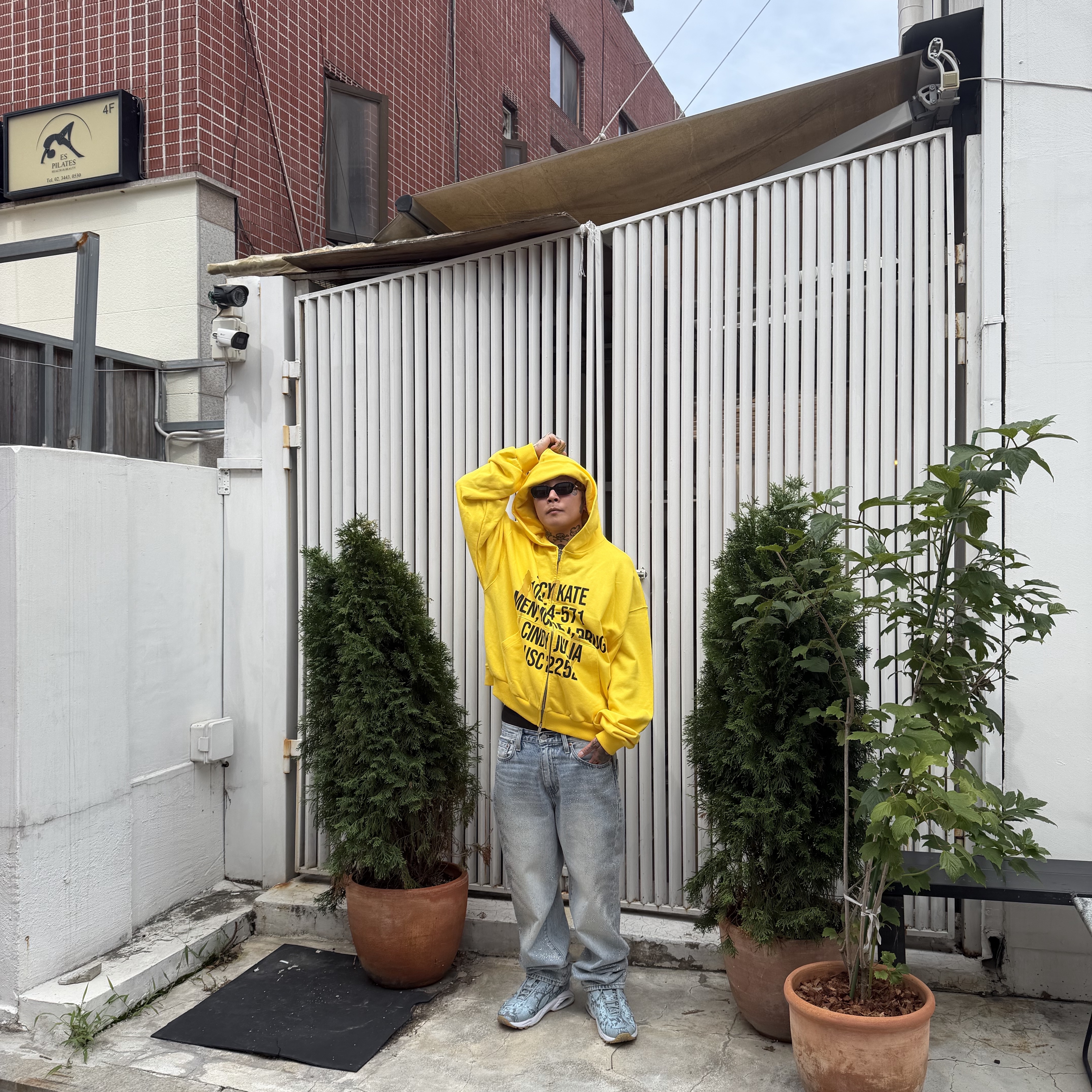 [트리플적립] PACOSPLY Tracy Zip Up Hoodie Yellow, NOFAKESHIT Bust Down 578 30x32 착용 스타일 - 2