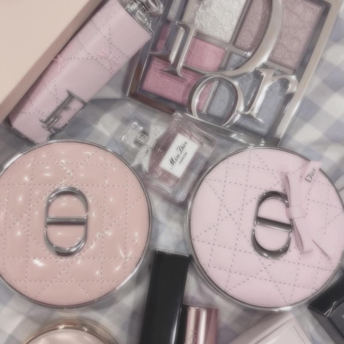 Dior Backstage Glow Maximizer Palette 004 Rose Gold Glow 착용 스타일