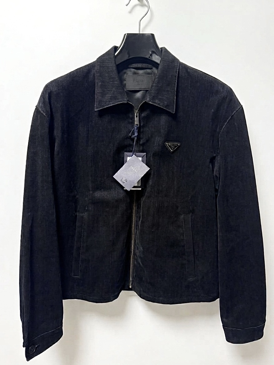 Prada Velvet Denim Blouson Jacket Black, Prada Velvet Denim Blouson Jacket Black 착용 스타일 - 4