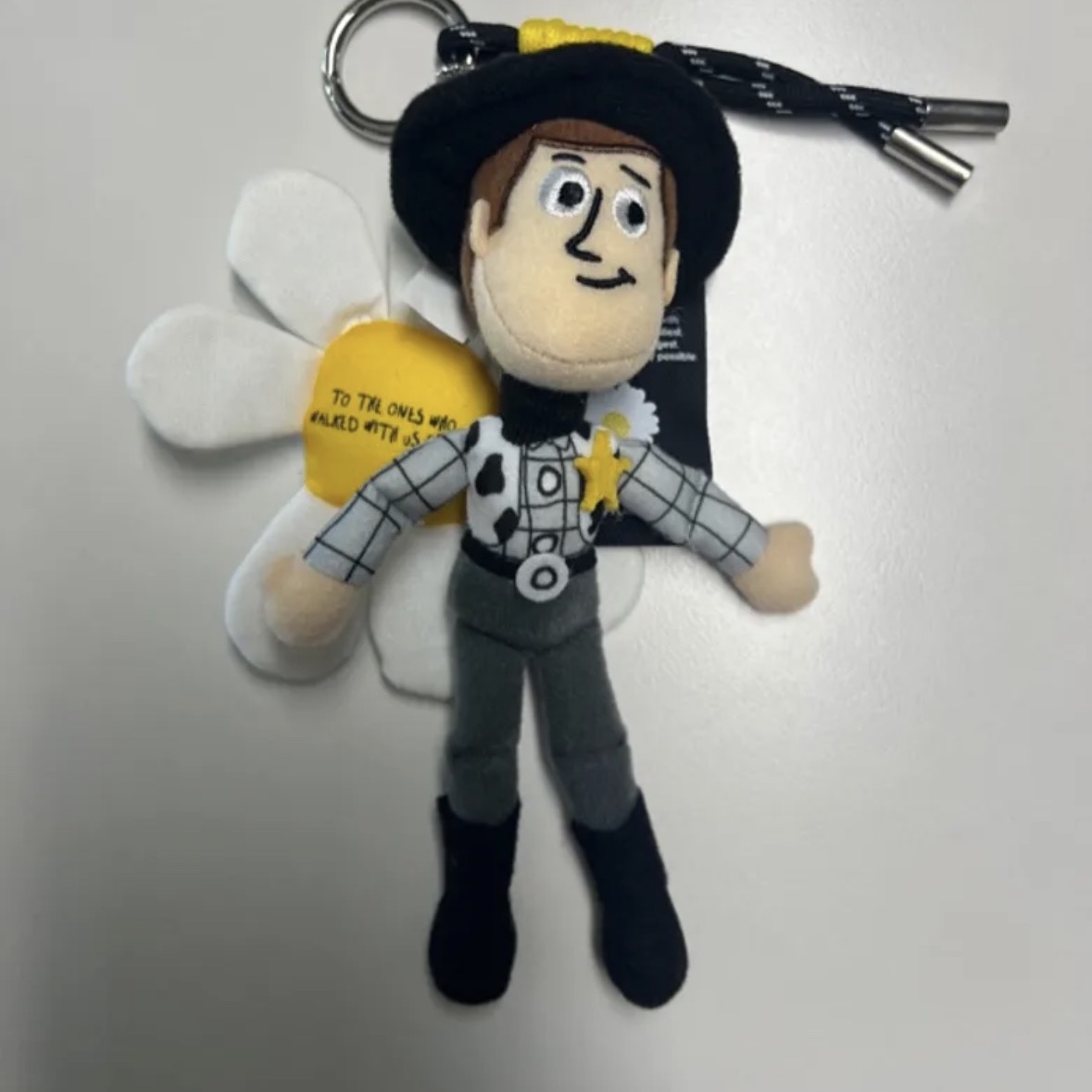 Peaceminusone x Toy Story The First Fan Plush Keyring Woody 착용 스타일