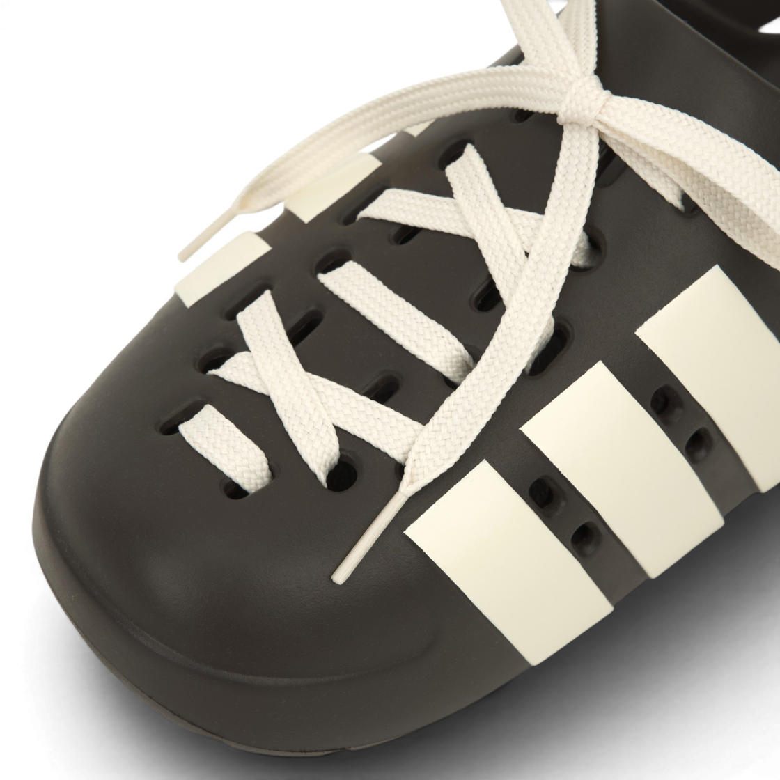 아디다스 스포츠웨어 아딜렛 2.0 클로그 샌들 다크 브라운 원더 화이트(Adidas Sportswear Adilette 2.0 Clog Sandal Dark Brown Wonder White) - 7
