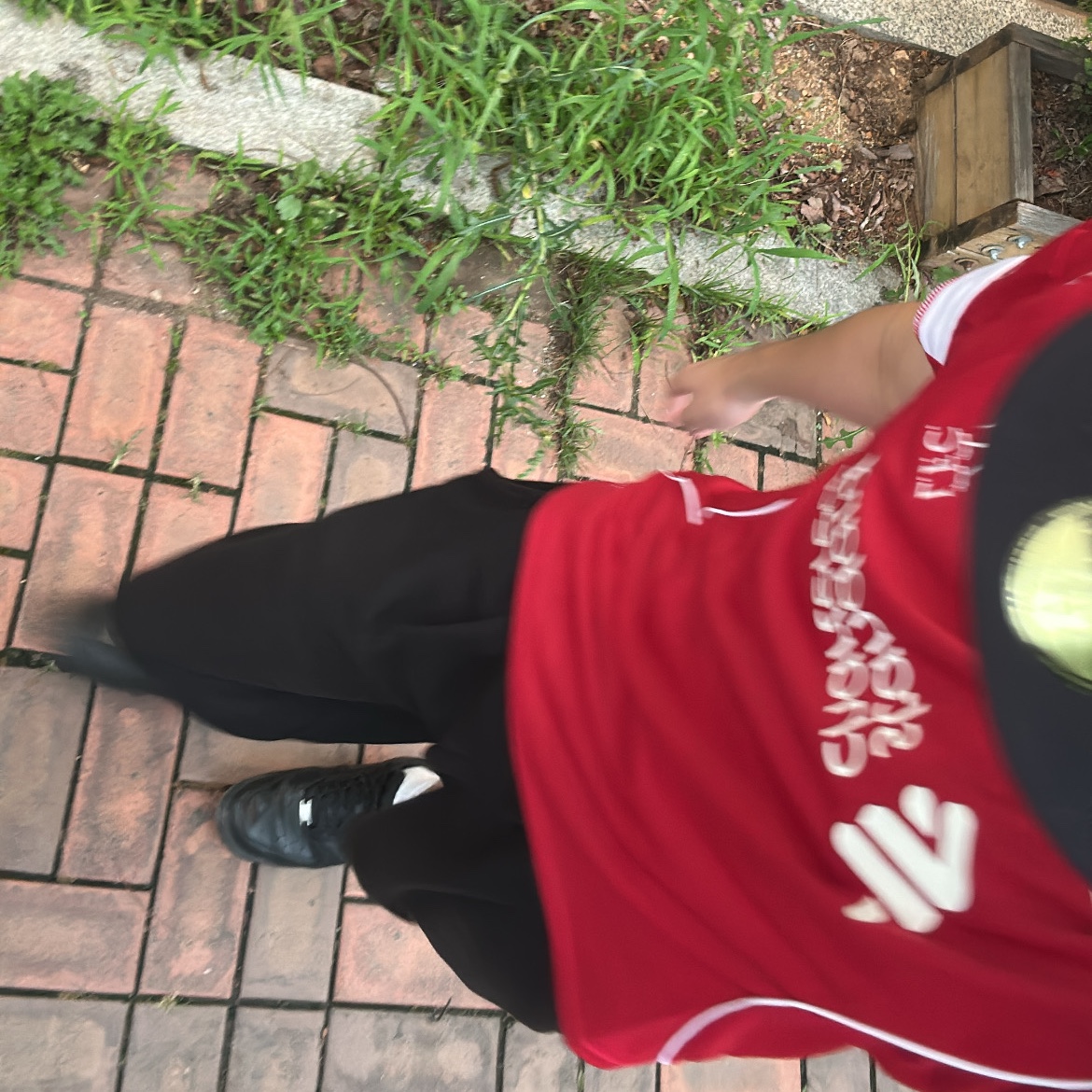 Adidas Liverpool FC 2025/26 Home Jersey Strawberry Red - KR Sizing (Non Marking Ver.), New Era 59Fifty MLB Authentic New York Yankees Game Navy 착용 스타일
