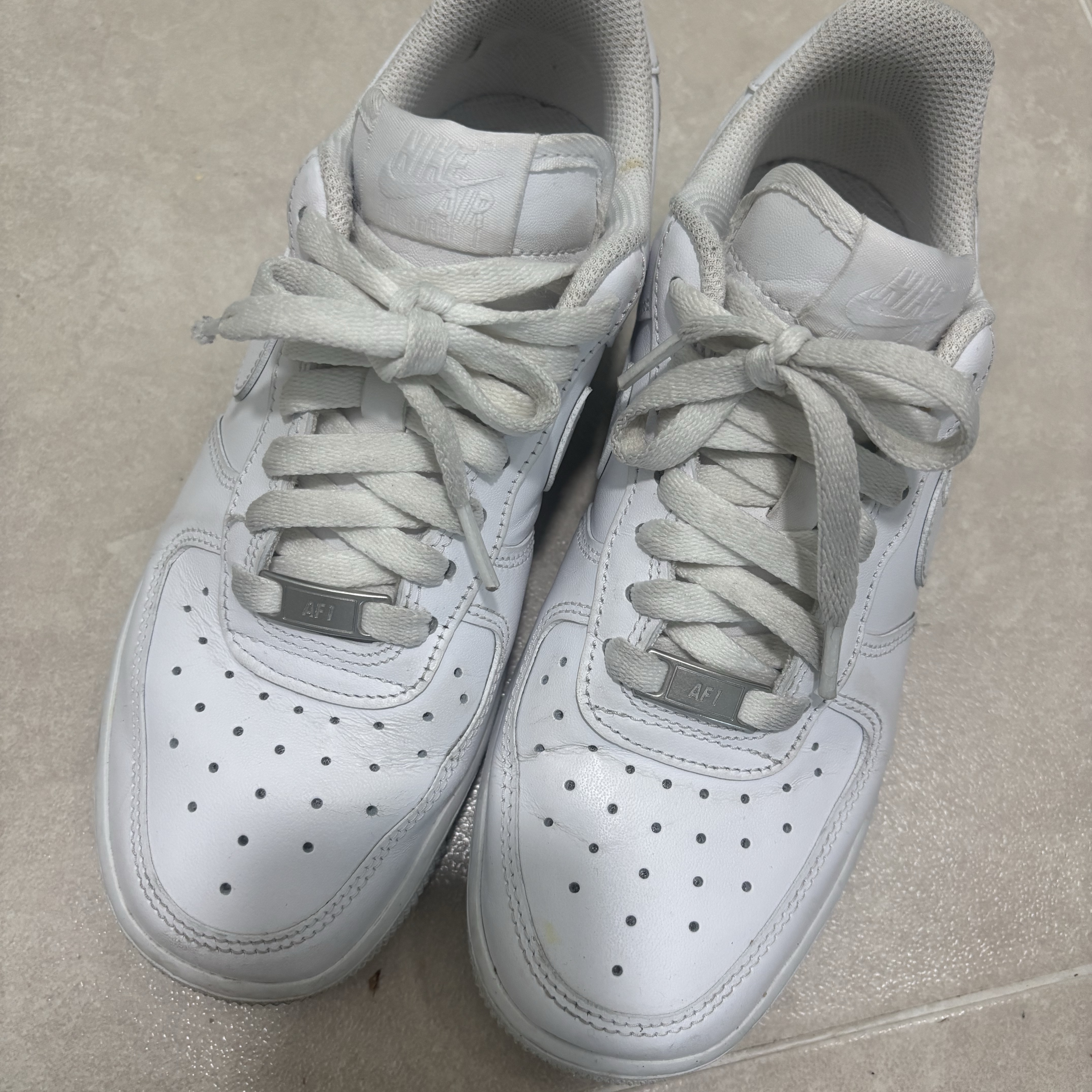 Nike Air Force 1 '07 Low White 착용 스타일