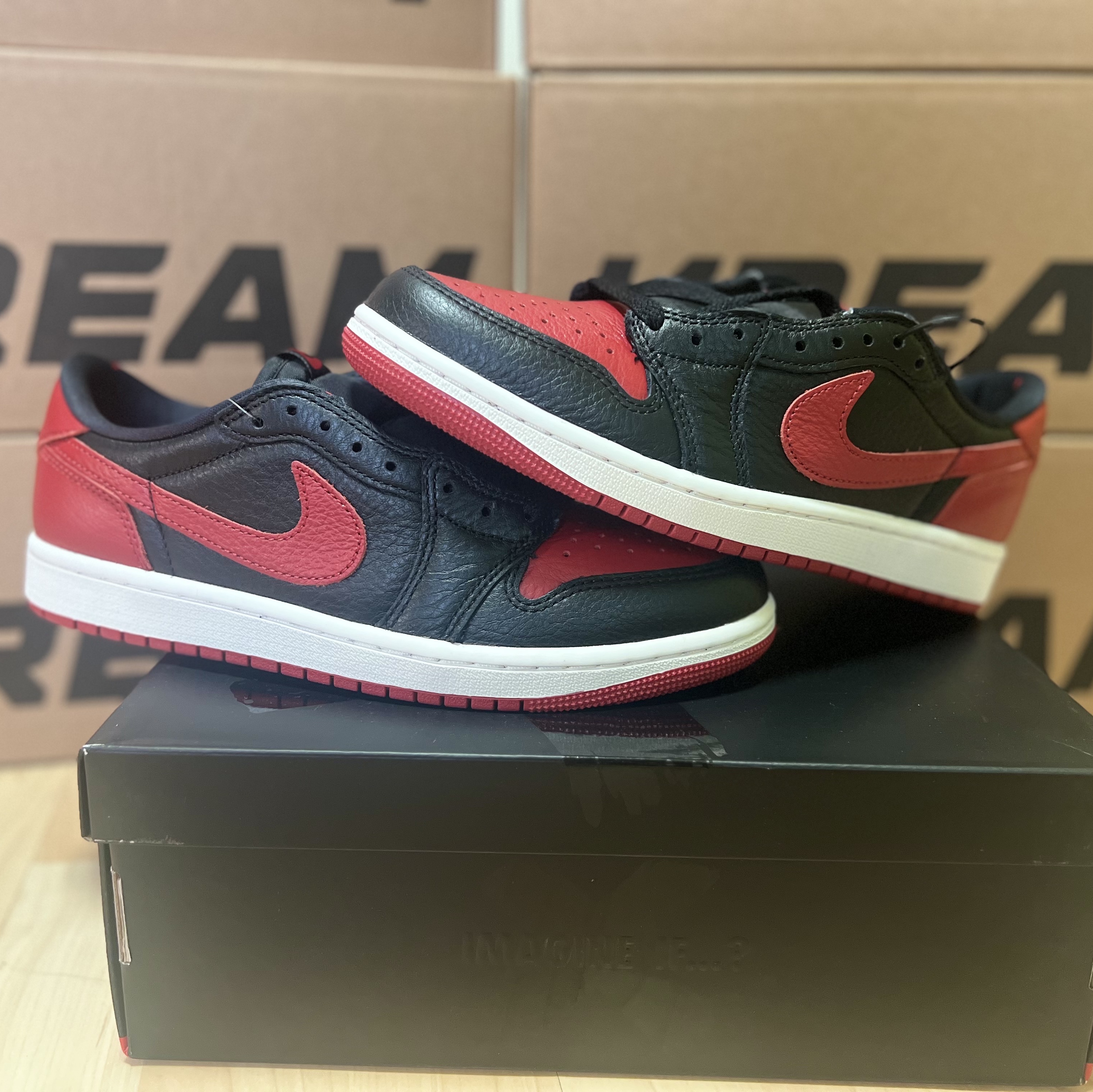 Jordan 1 Retro Low OG Banned 2026 착용 스타일