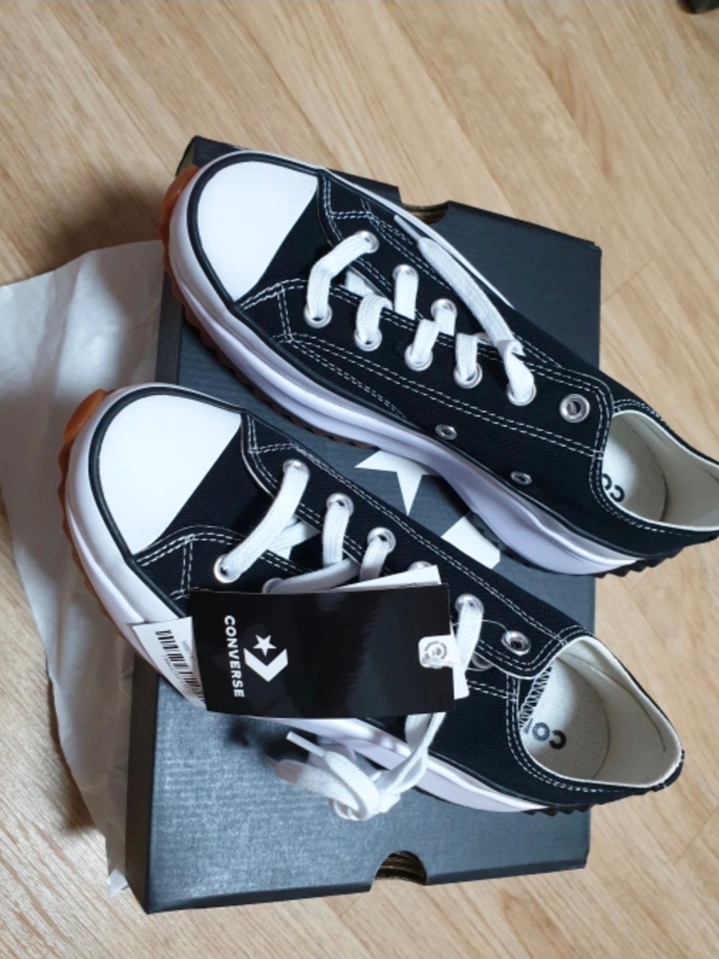 Converse Run Star Hike Low Black 착용 스타일