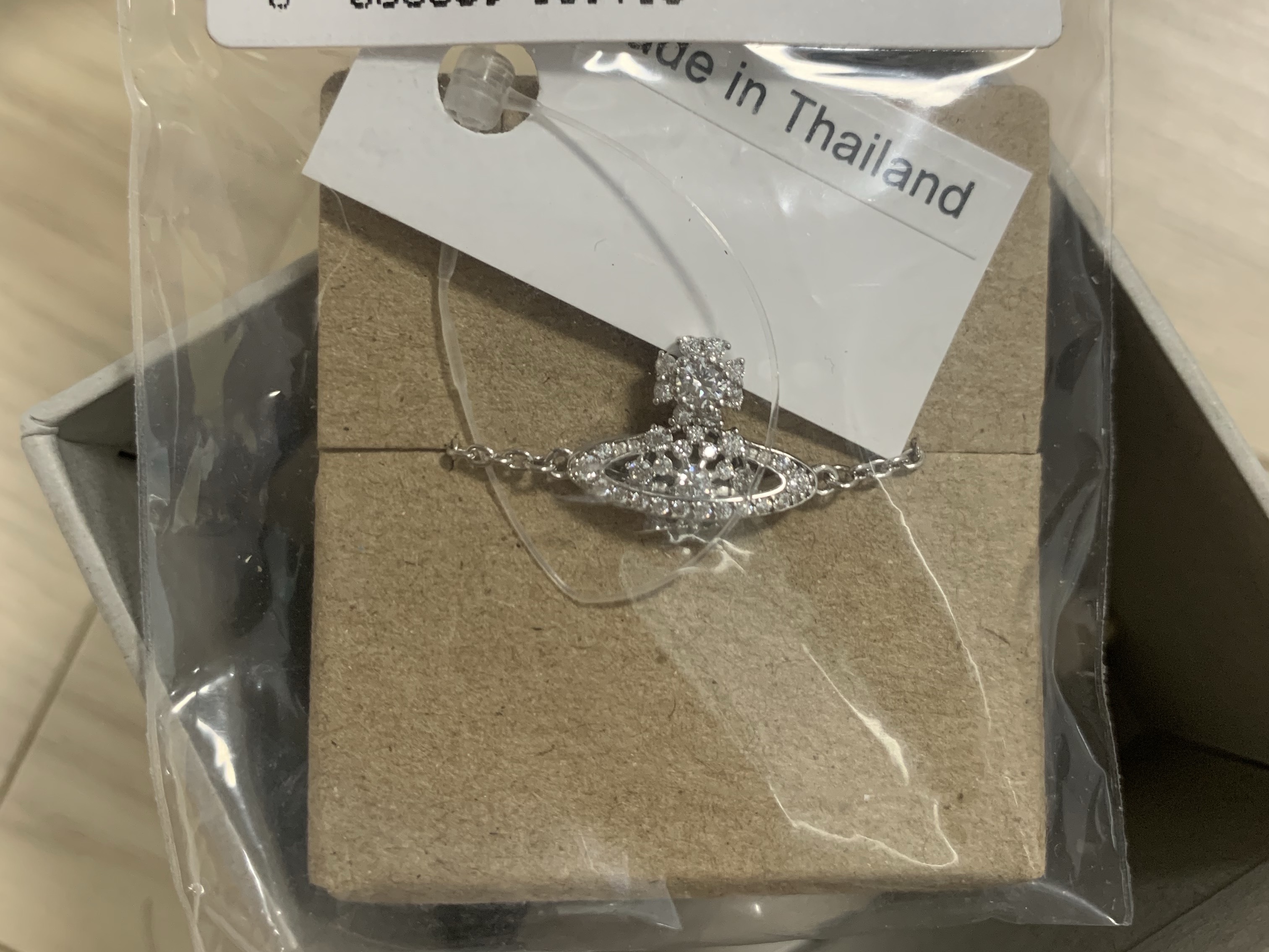 (W) Vivienne Westwood Narcissa Bracelet Silver 착용 스타일