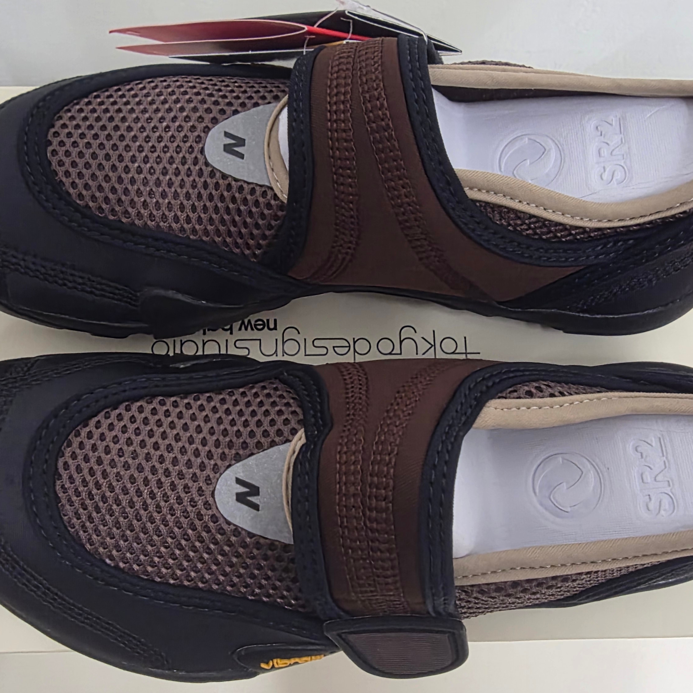 New Balance x Tokyo Design Studio MT2 Cortado Pumpernickel 착용 스타일 - 2