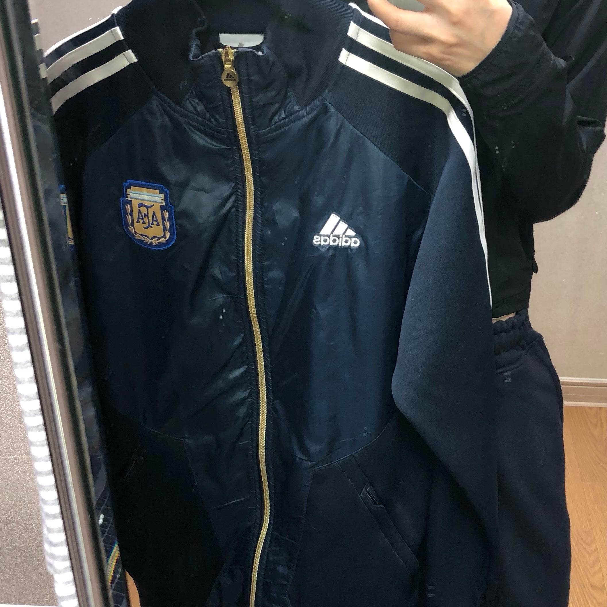 Adidas Argentina Beckenbauer Track Top Utility Black - KR Sizing, NOMANUAL Stretch Hooded Jacket Black 착용 스타일