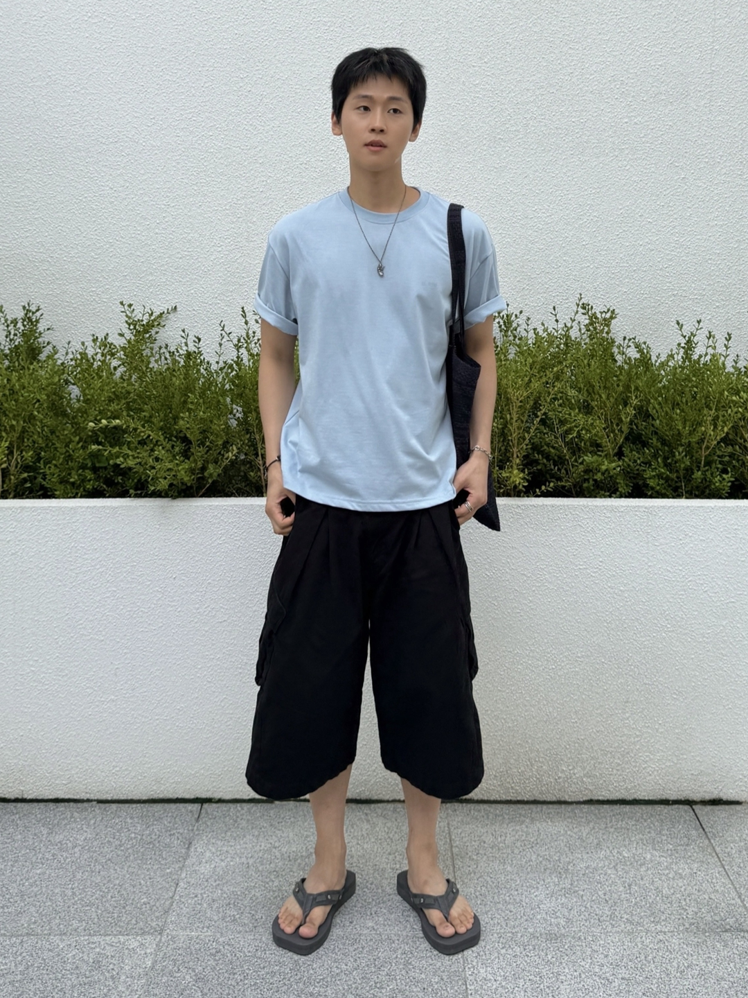 Gentle Monster x Maison Margiela MM213 Black Clear, Xlim Synopsis 01 Bag Black 착용 스타일 - 4
