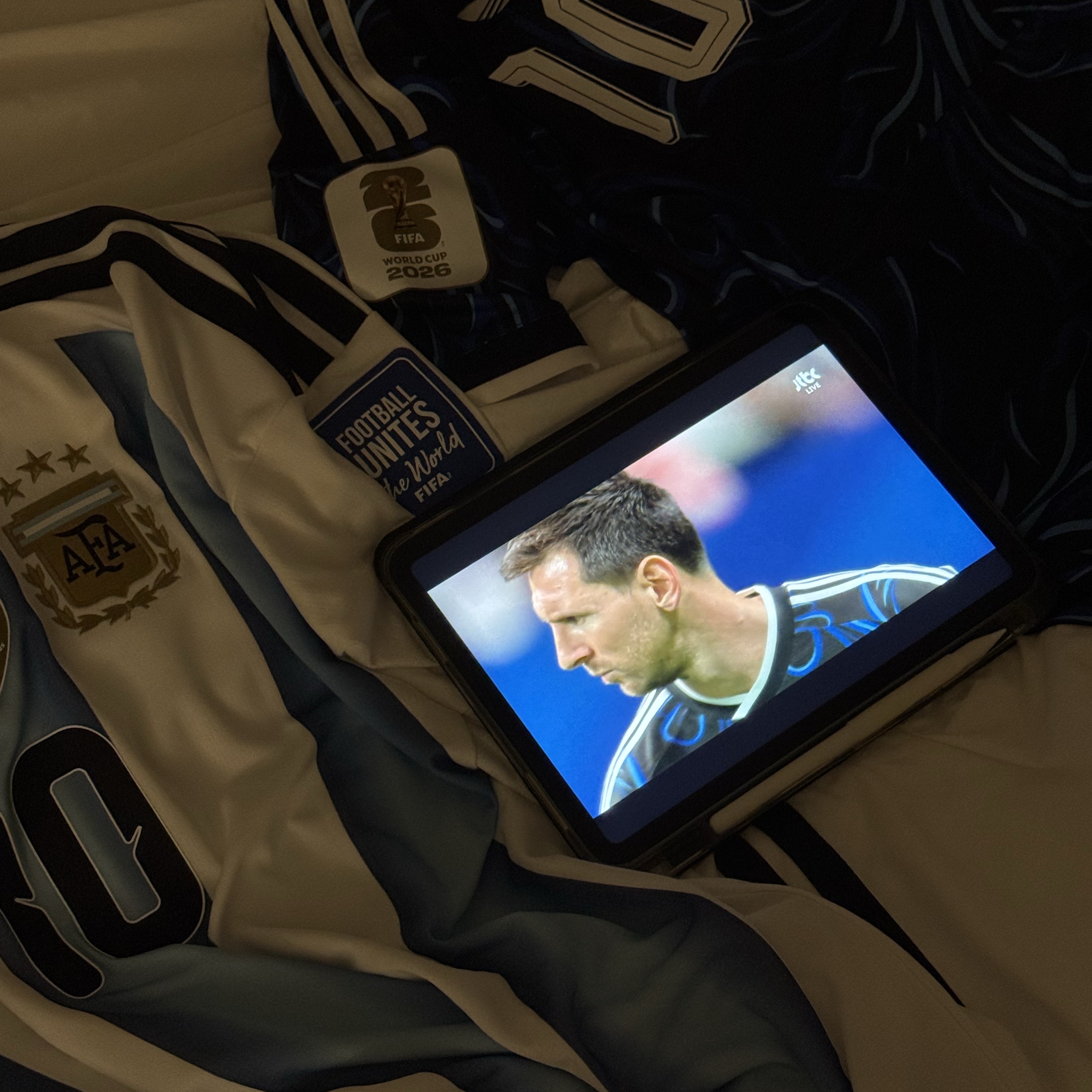 Adidas Argentina 2026 Away Jersey Black Lucid Blue - KR Sizing (Non Marking Ver.), Adidas Argentina 2026 Home Long Sleeve Jersey - KR Sizing (Non Marking Ver.) 착용 스타일