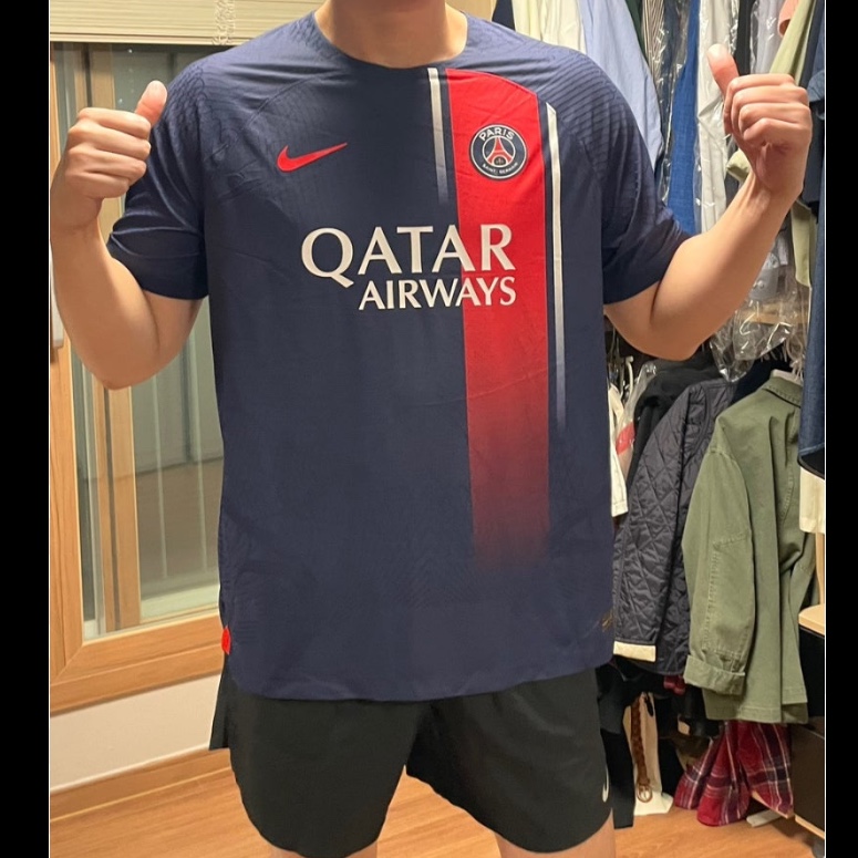 Nike Paris Saint-Germain 2023/24 Dri-Fit Stadium Home Jersey Midnight Navy (Non Marking Ver.) 착용 스타일