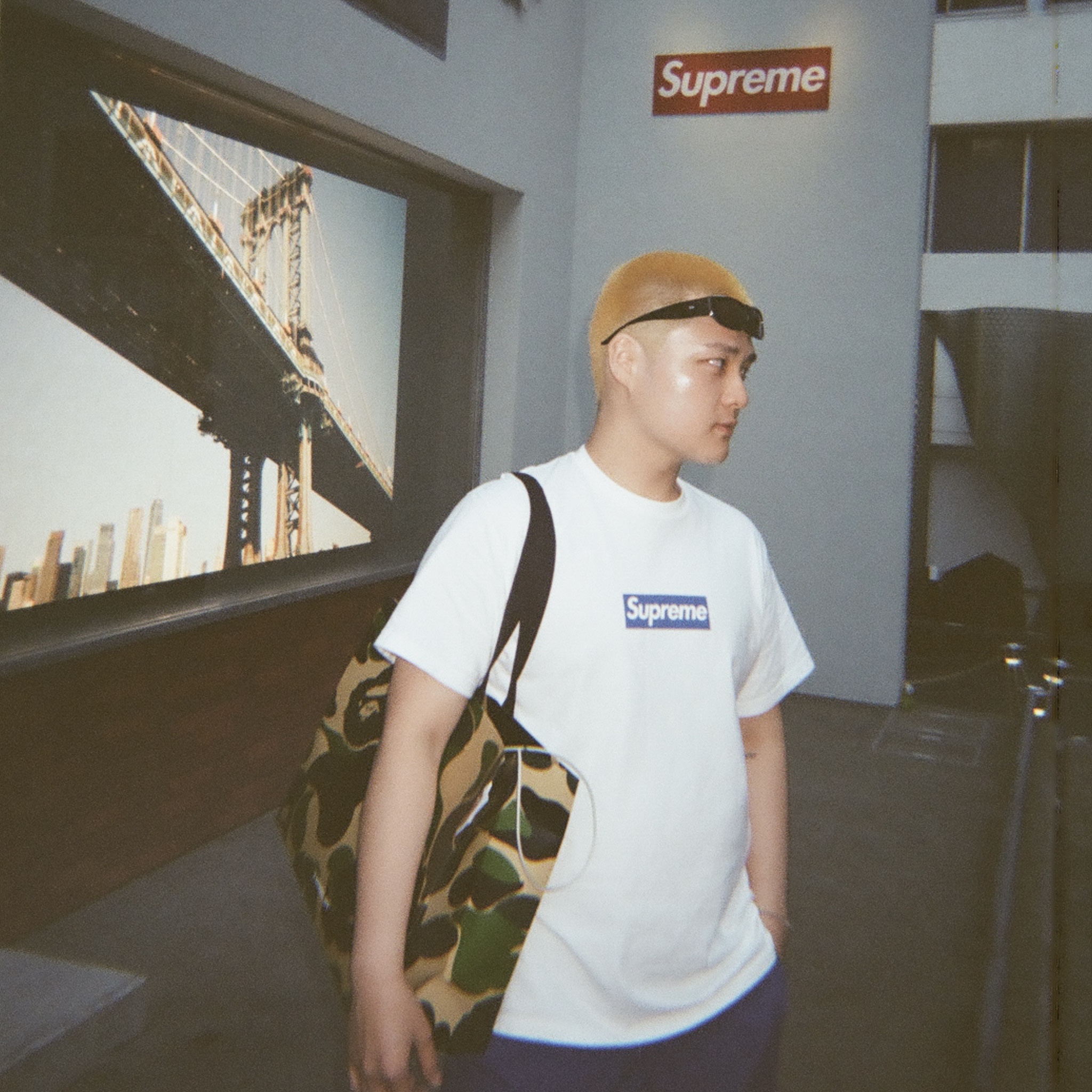 Supreme Seoul Box Logo T-Shirt White - 23FW 착용 스타일