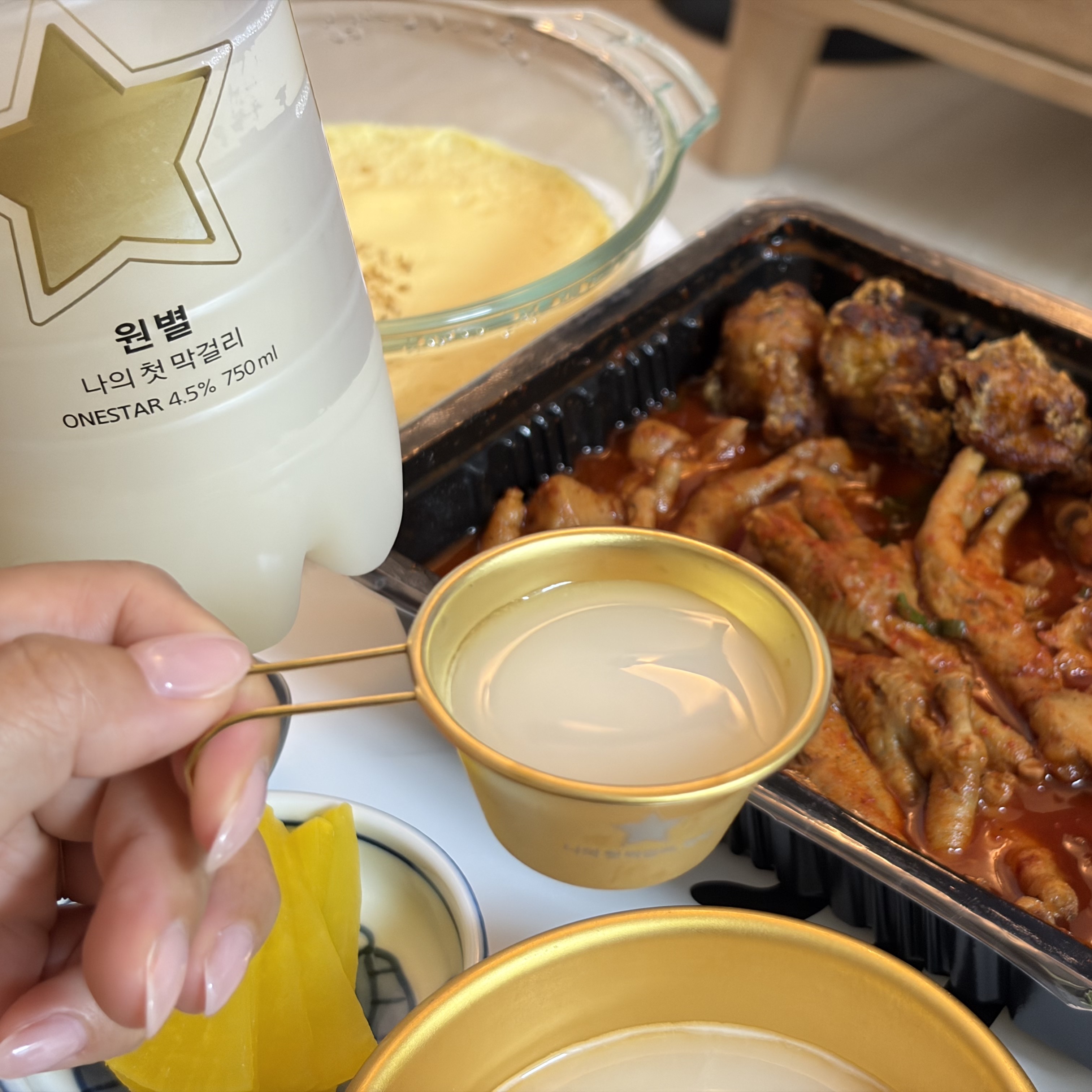 BSM Brewery Fresh Makgeolli One Star 750ml 5 Btl. 착용 스타일 - 1