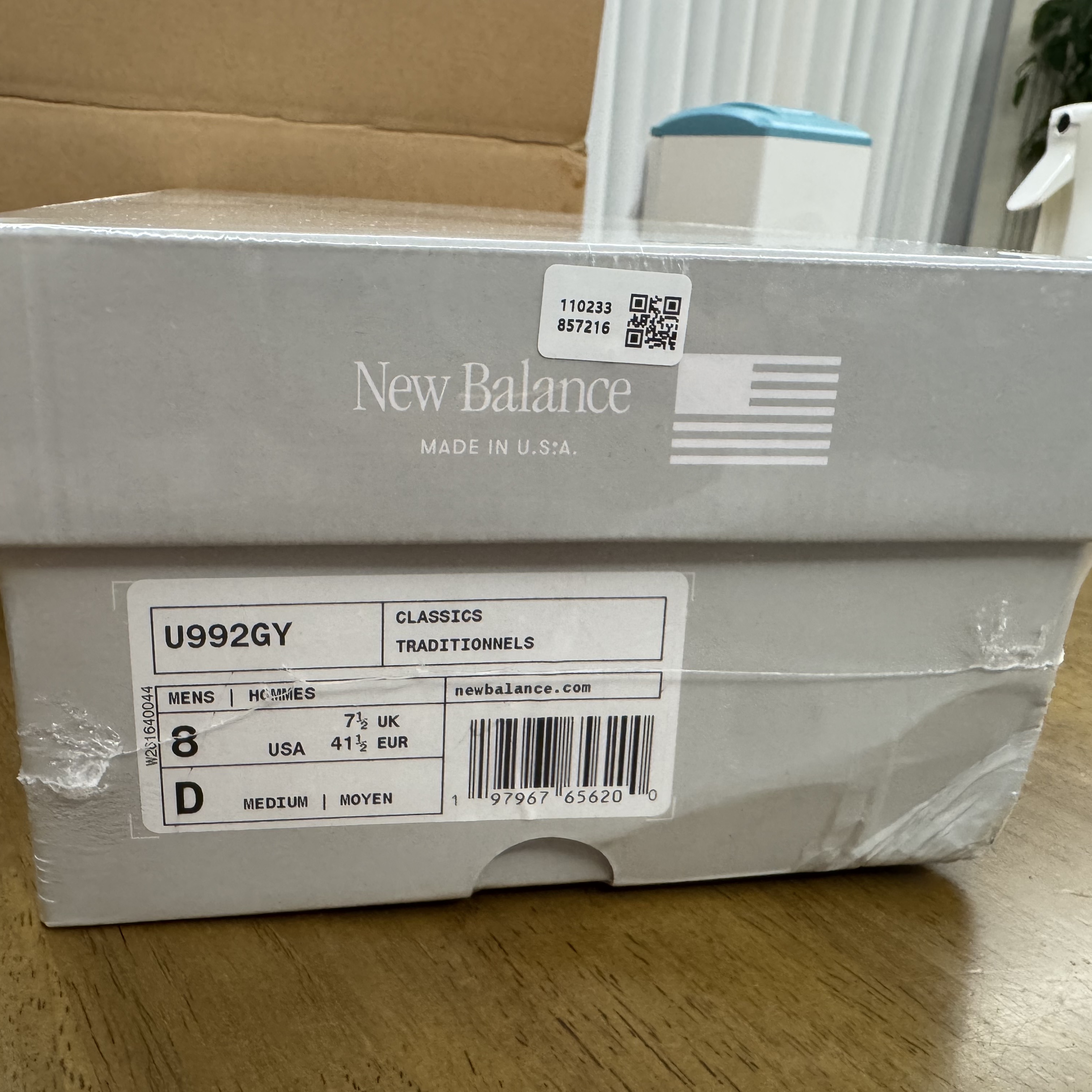New Balance 992 Made in USA Core Grey Silver Metallic 착용 스타일 - 7